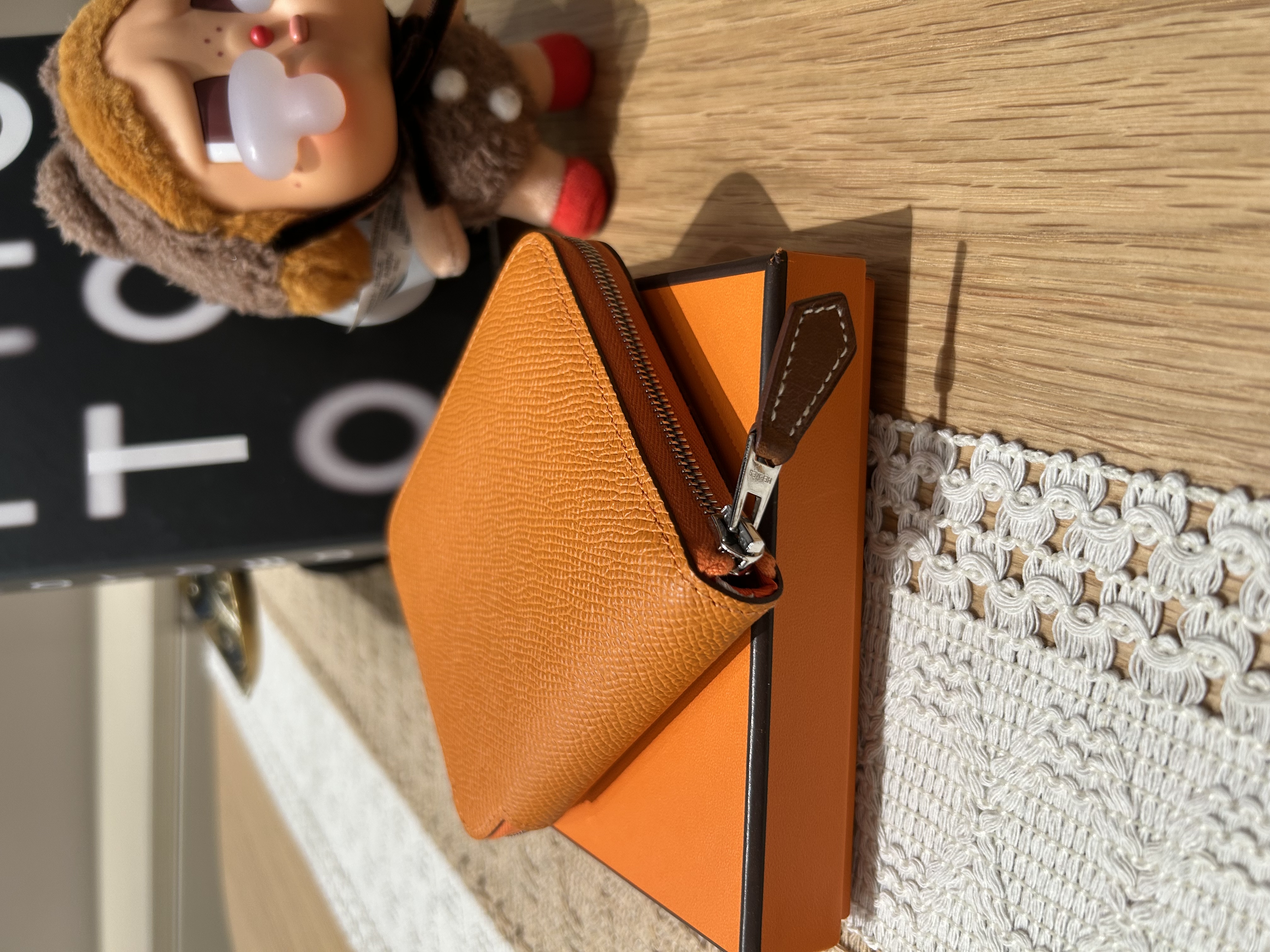 Hermes silk in compact ,stamp B 100%Authentic ,98%new✅盒 