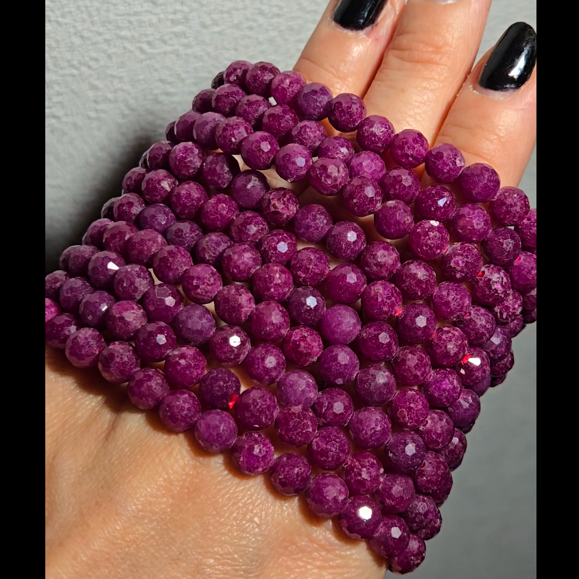 Faceted 6.4mm ruby bracelets with UV reaction - RBY128