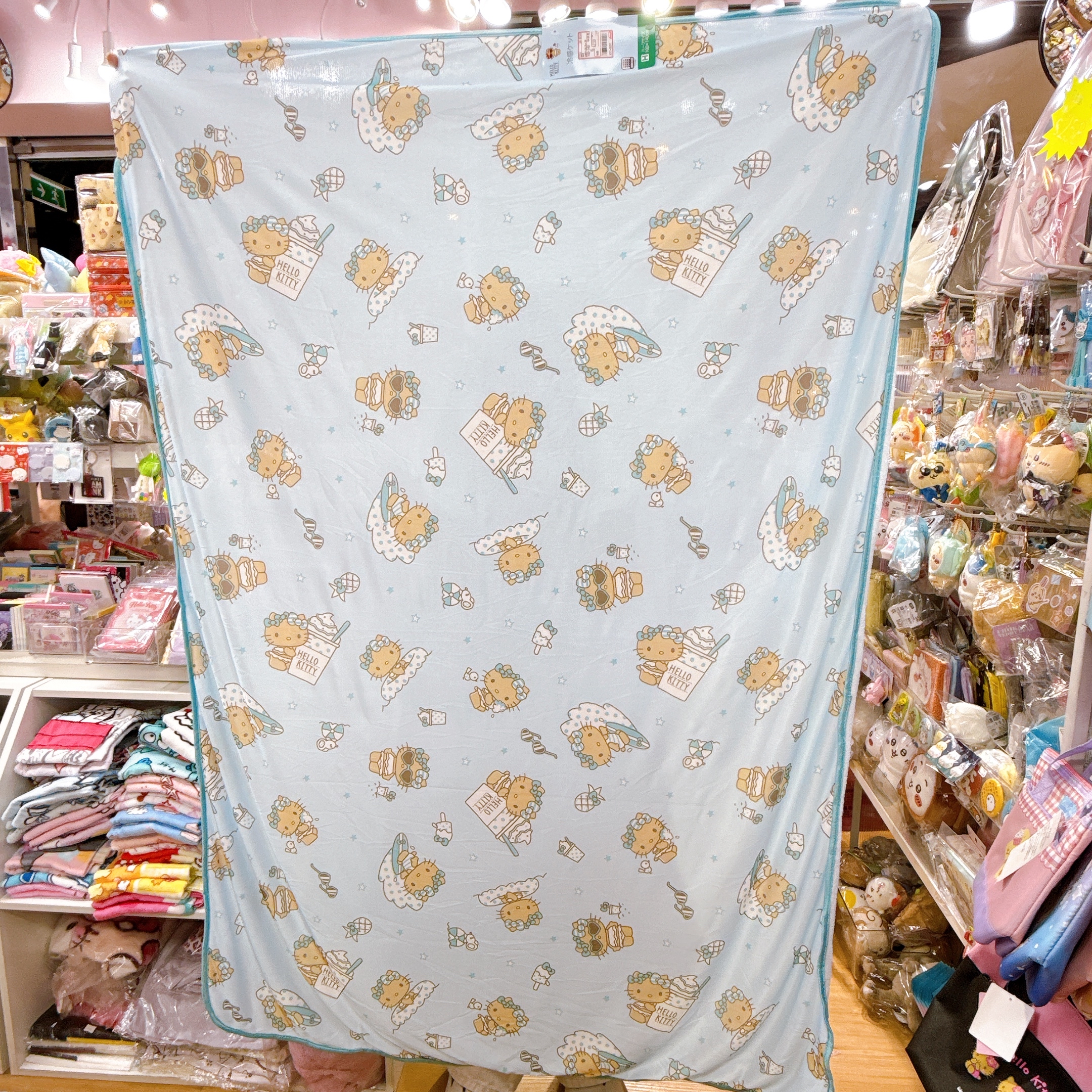 日本直送Hello Kitty黑皮系列冷感被 100x140cm