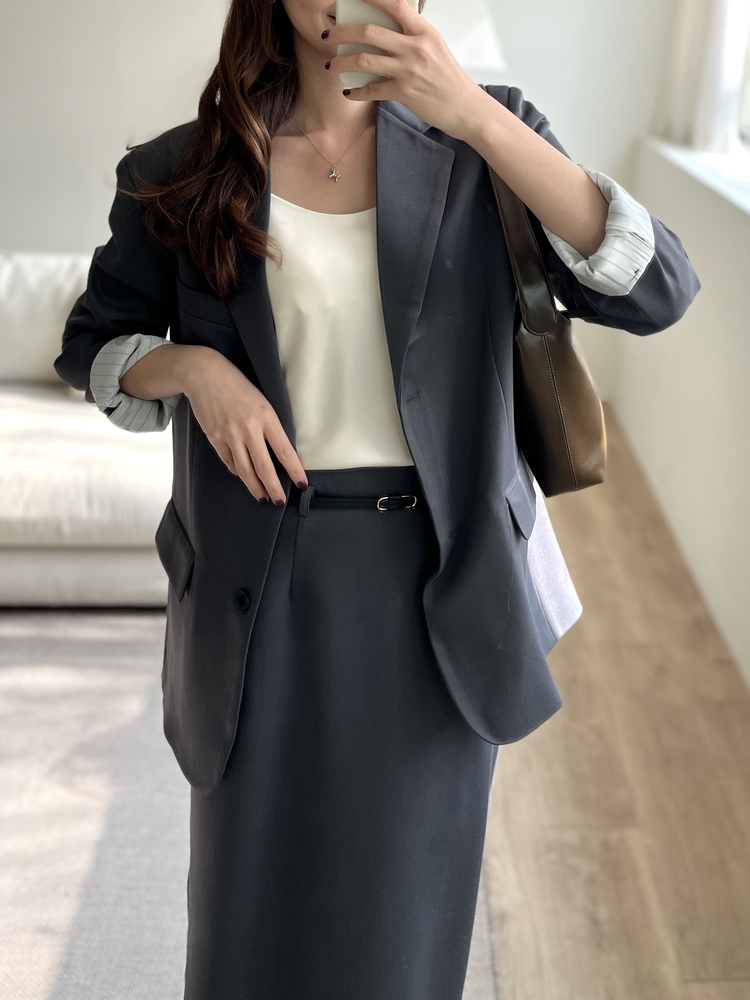 Atelier Relaxed Blazer (Charcoal)