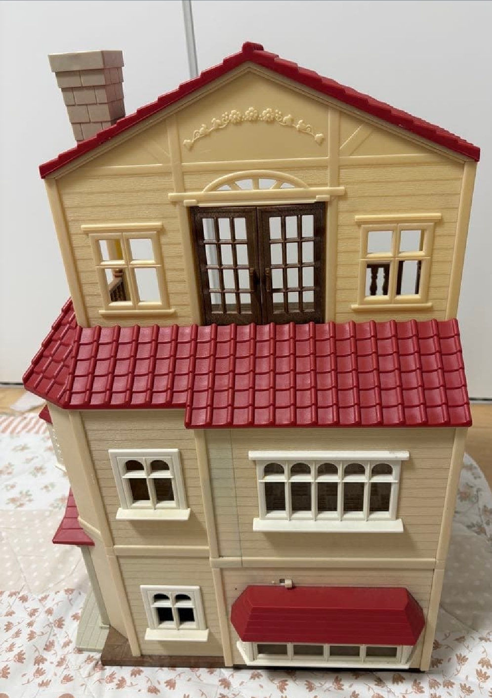 森林家族新版紅屋（香港順豐站包郵）