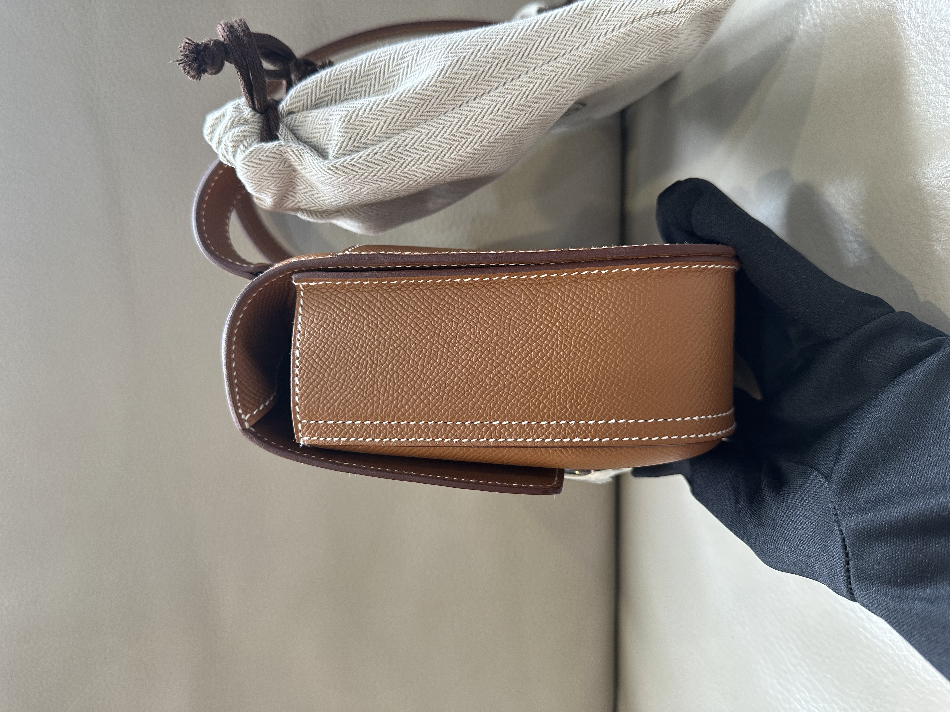 Pre-Owned HERMÉS Della mini /  Stamp W / Product Code: 26042426