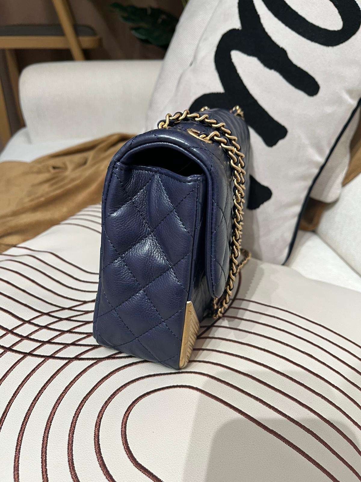 Chanel flap bag  100%Authentic,95%new ✅card✅Dust bag✅Box