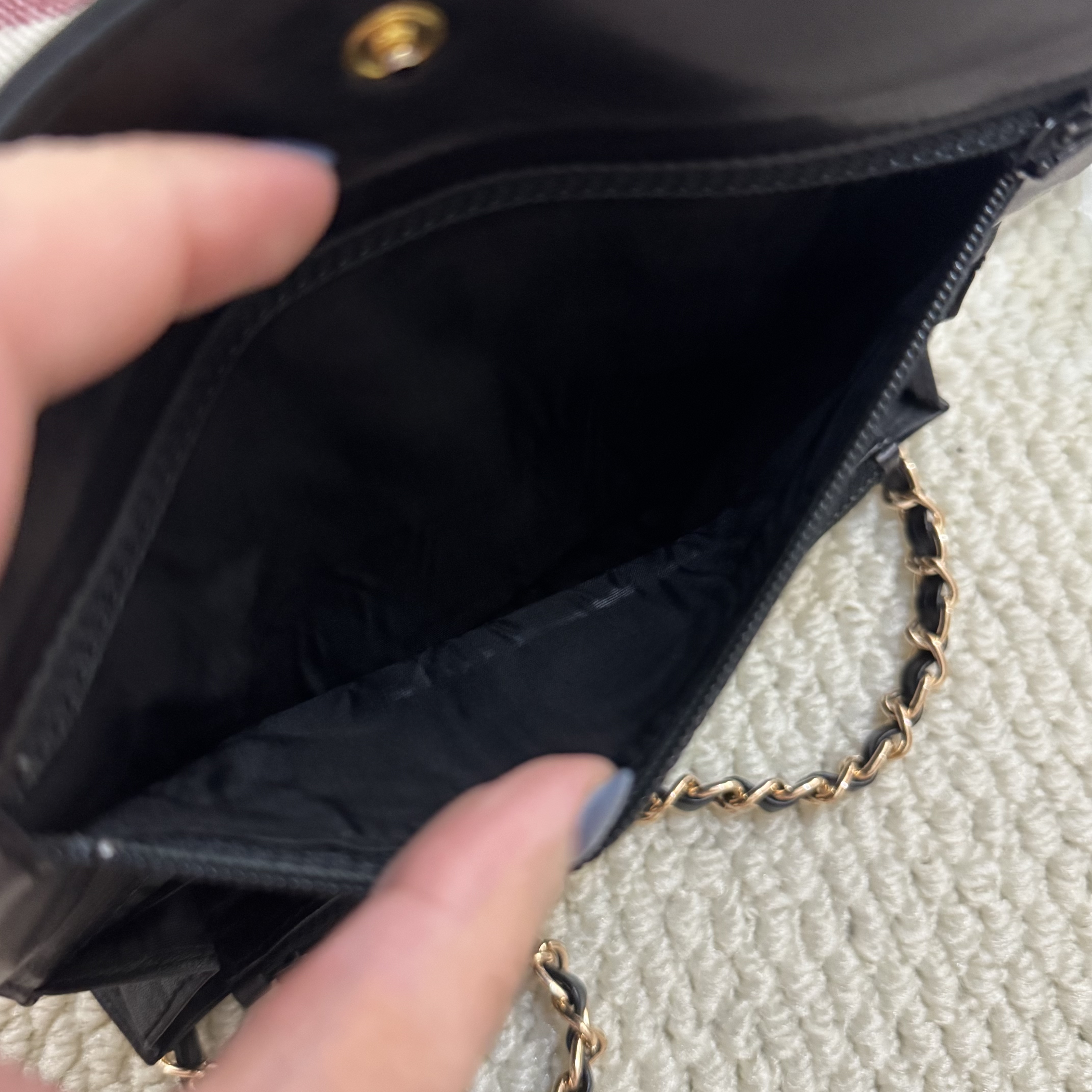 𝐂𝐡𝐚𝐧𝐞𝐥 𝐕𝐢𝐧𝐭𝐚𝐠𝐞 𝐏𝐨𝐮𝐜𝐡 𝐁𝐚𝐠 👜