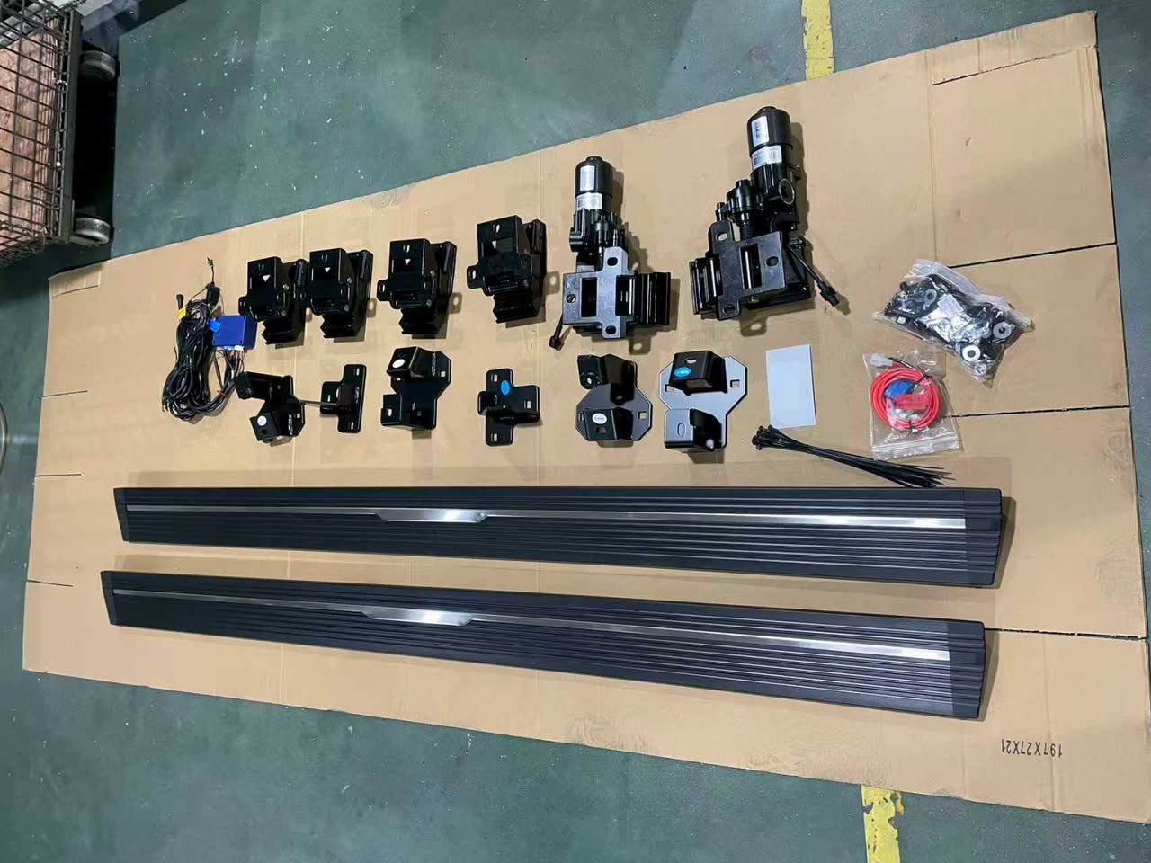 MERCEDES G400 AUTO SIDE STEP / G400-ASS-2004-GZYZ 