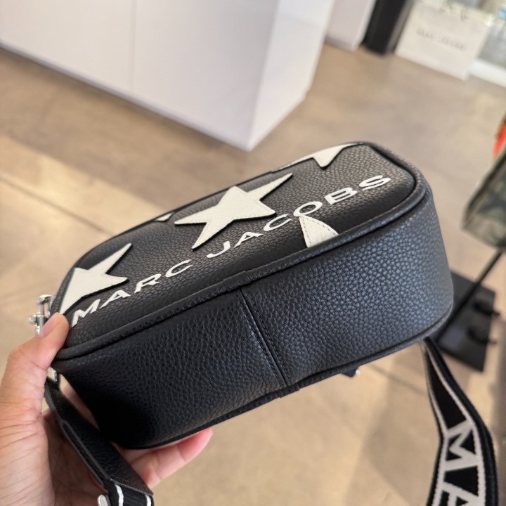 香港現貨-Marc Jacobs camera bag（star) 