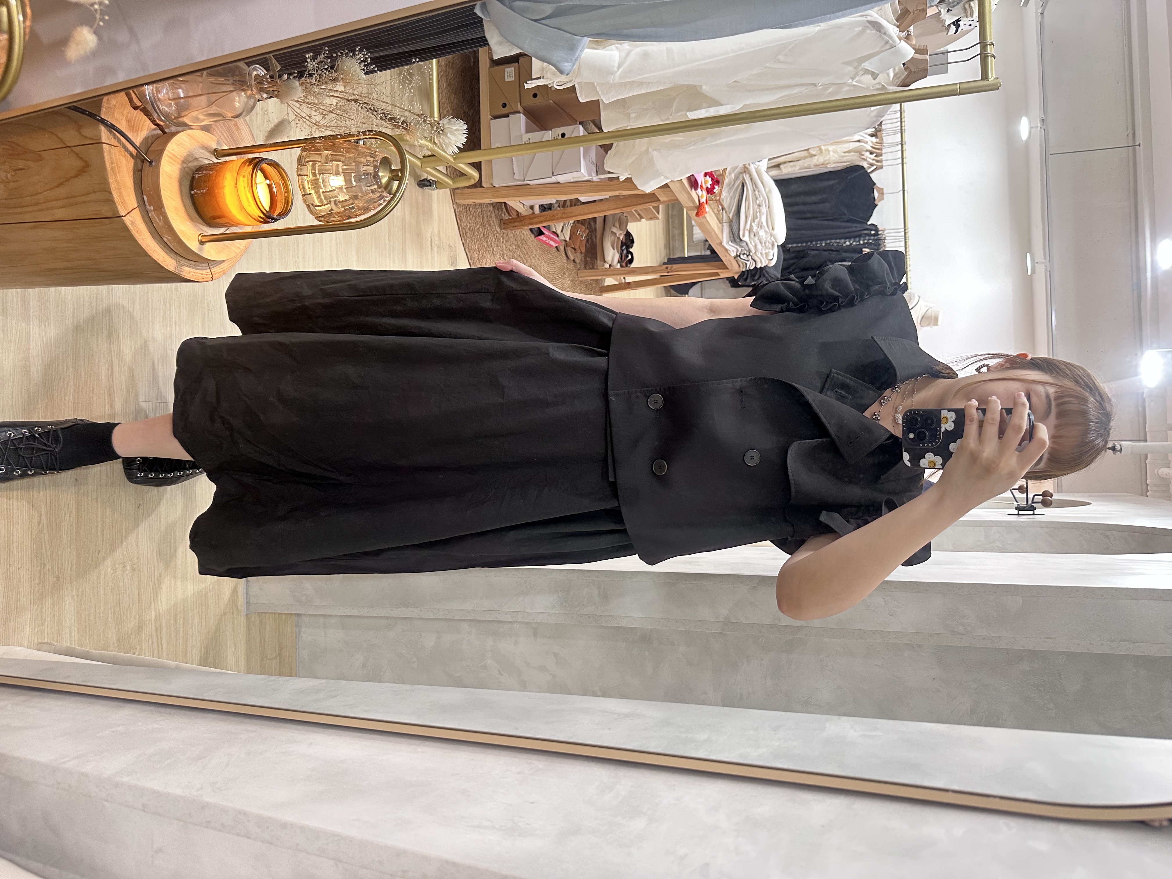 <wk自留隱藏單品> Ruffle袖背心外套 - 黑色 Black