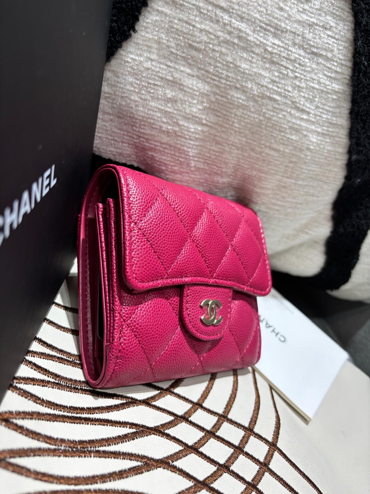 全新 Chanel Classic wallet Calfskin 100%Authentic, 100%New 全新未使用品 ✅card  ✅dust bag ✅box