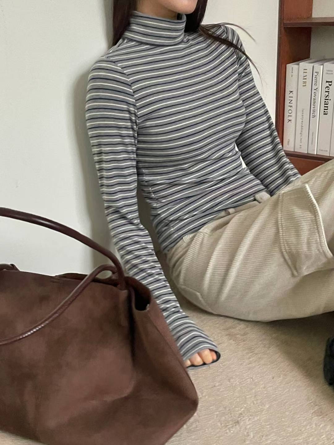 [打底必備!]高領開衩橫間長袖上衣(三色入)