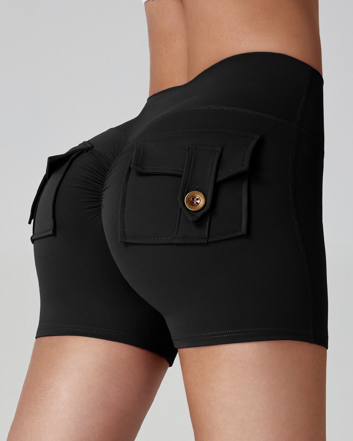 裸感蜜桃臀工裝口袋瑜伽短褲