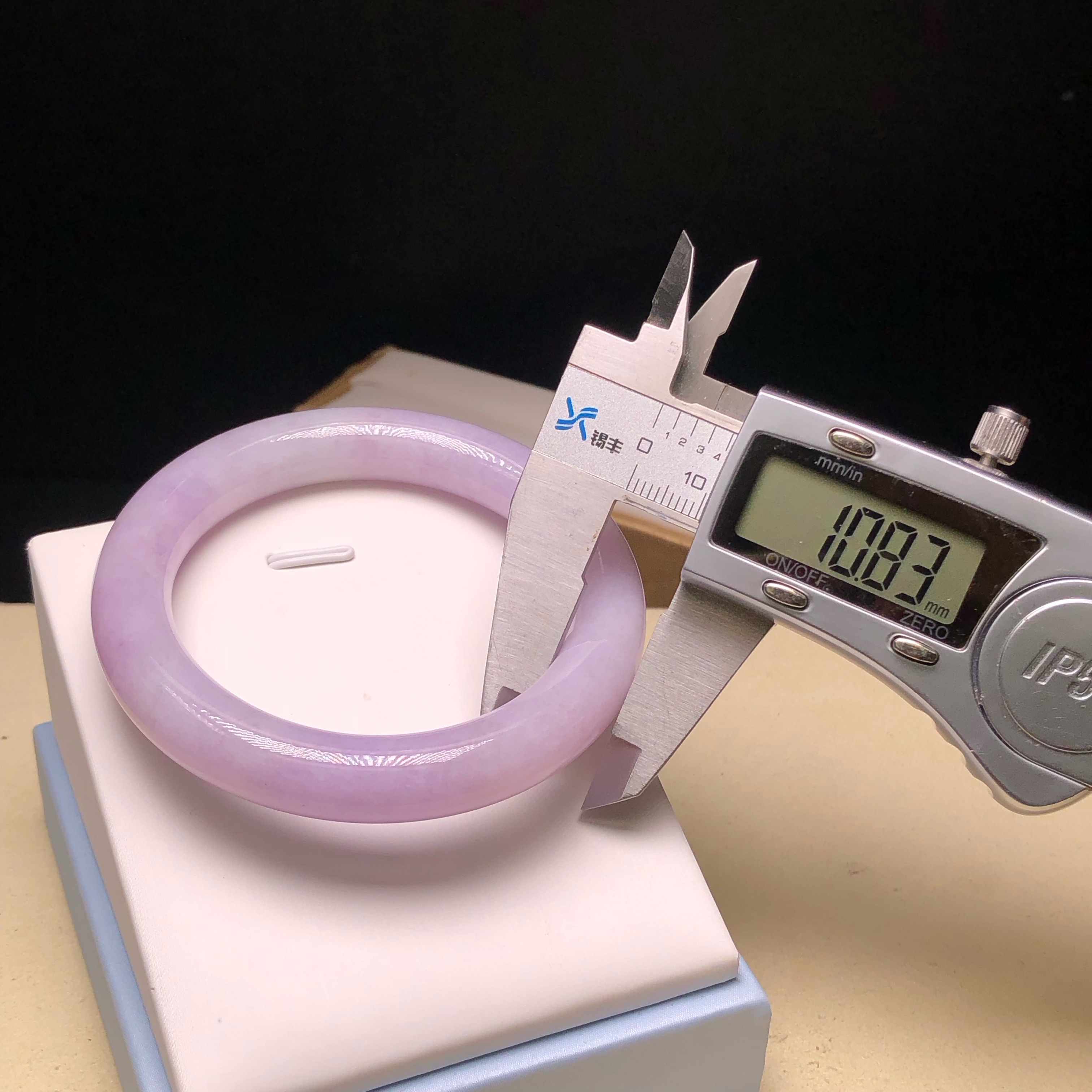 木那紫羅蘭帶翡圓鐲 54.2mm #C06309