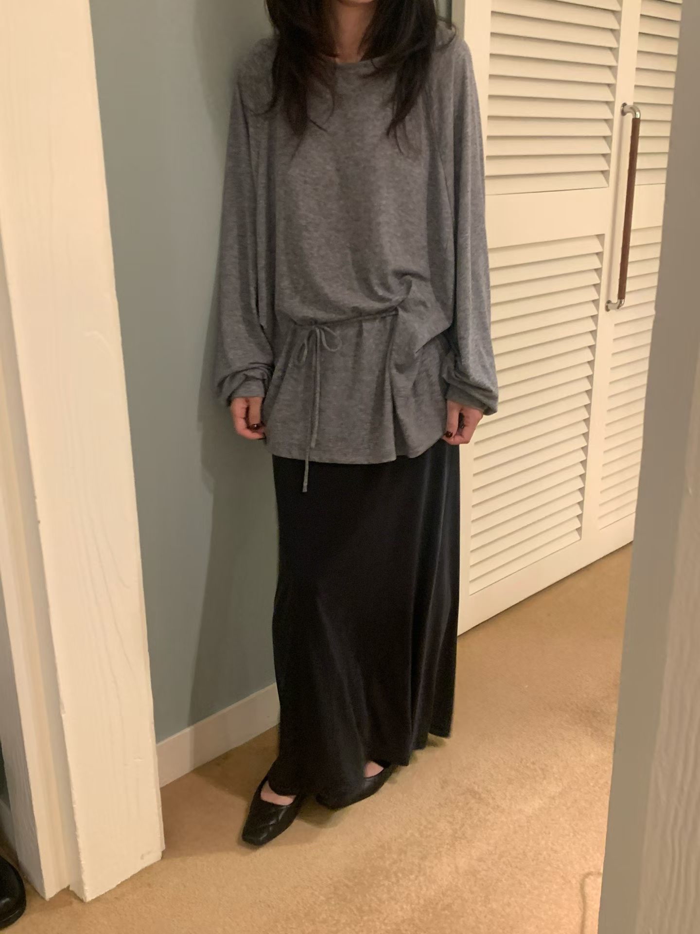 Loose details top