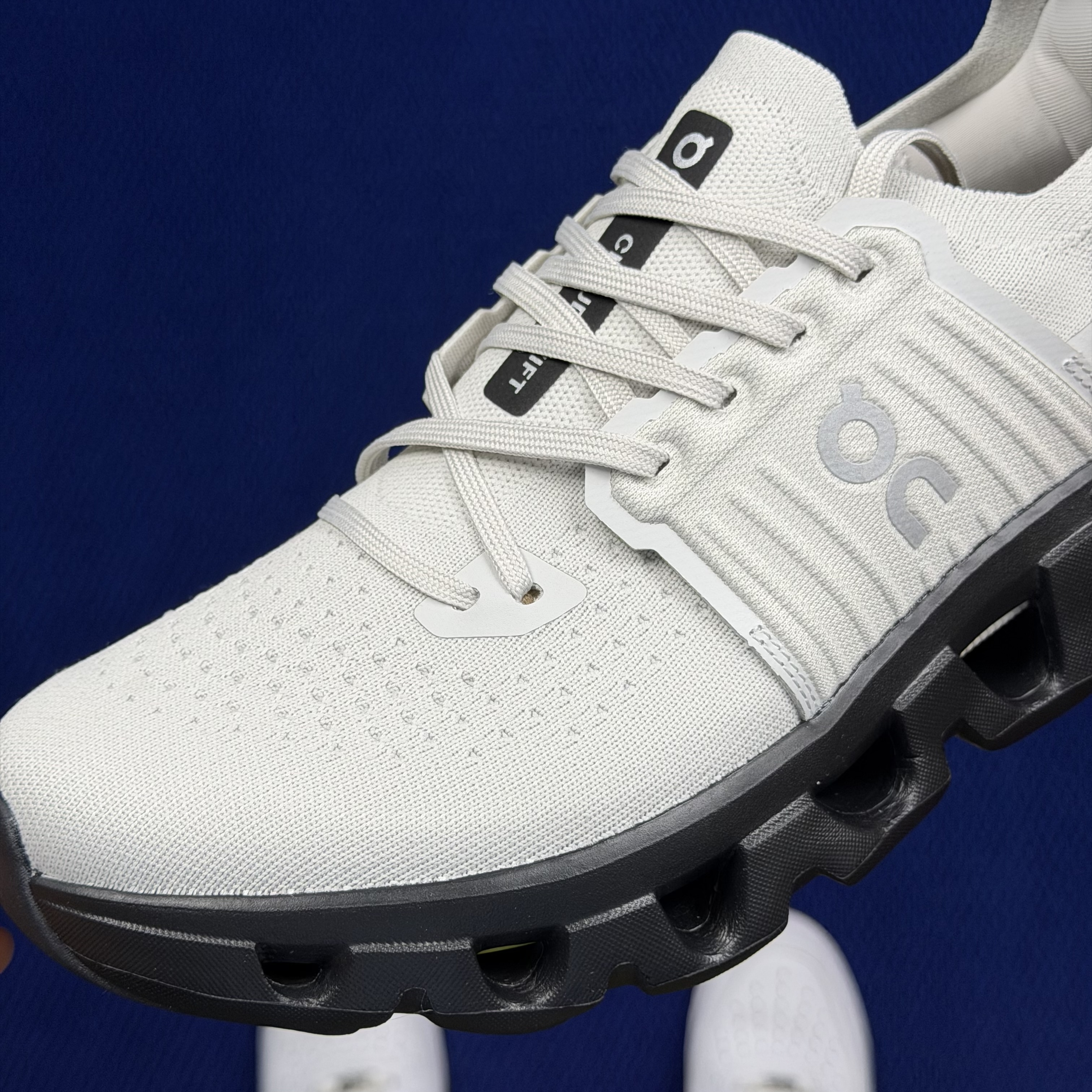 On Running Cloudswift 4