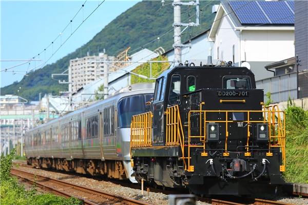 Tomix N JR DD200-700形ディーゼル機関車