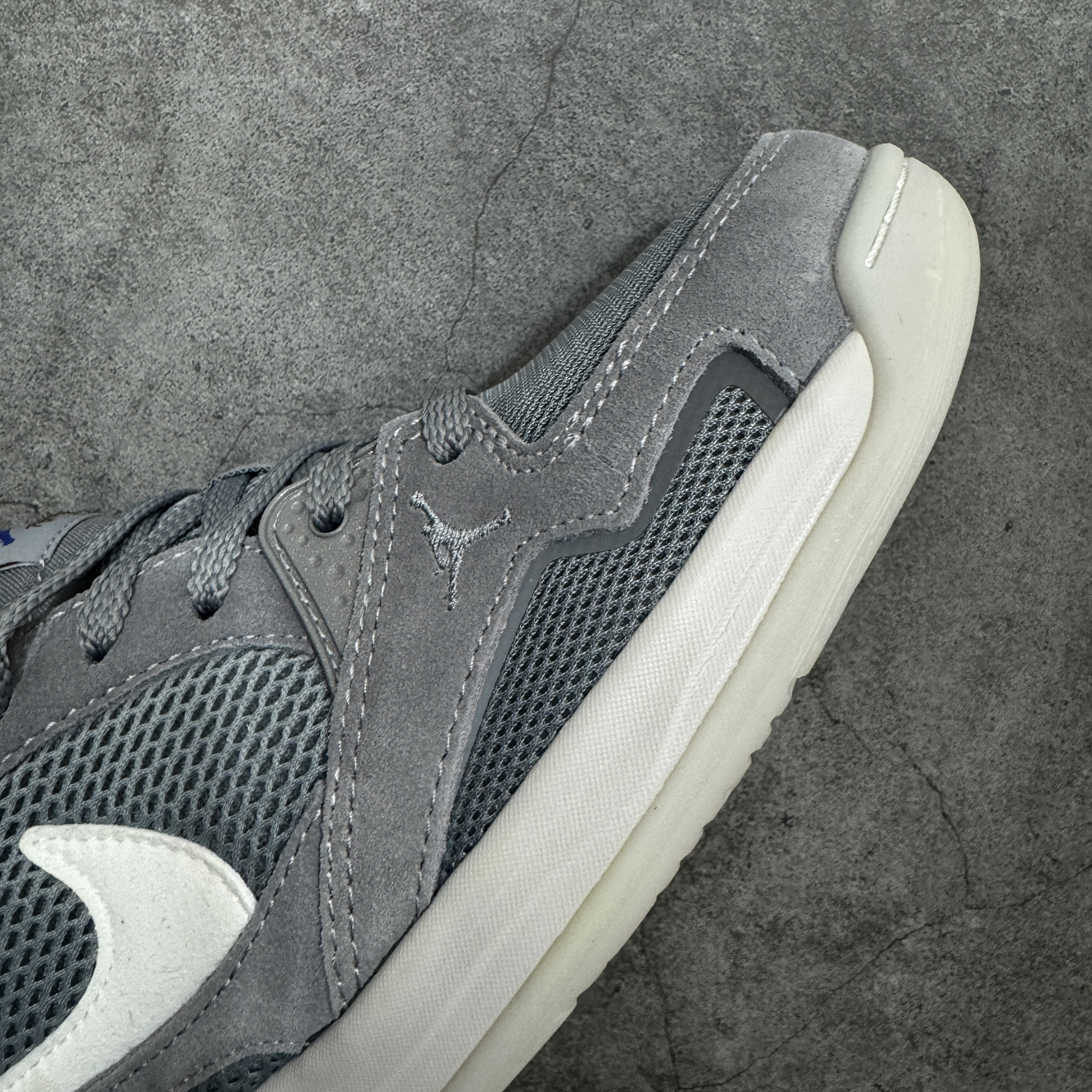 Nike Jordan CMFT Era HJ6777-005