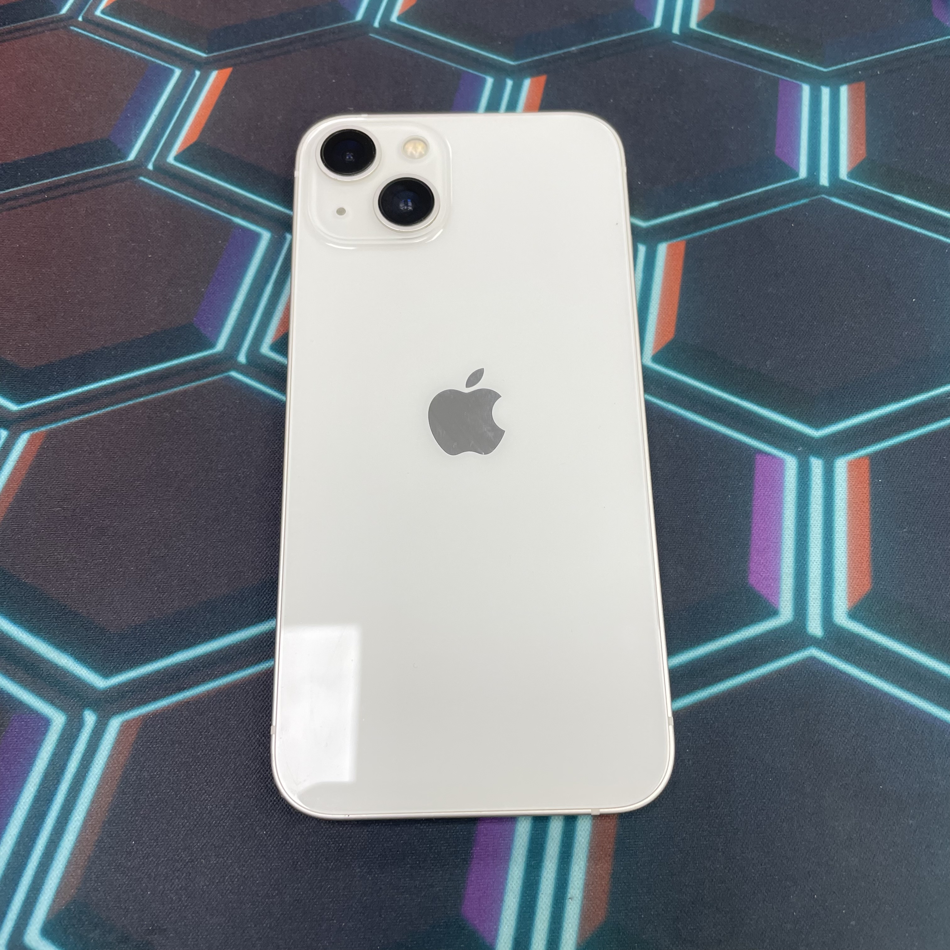*8247 13 勁靚機 128GB 電87 白色 white