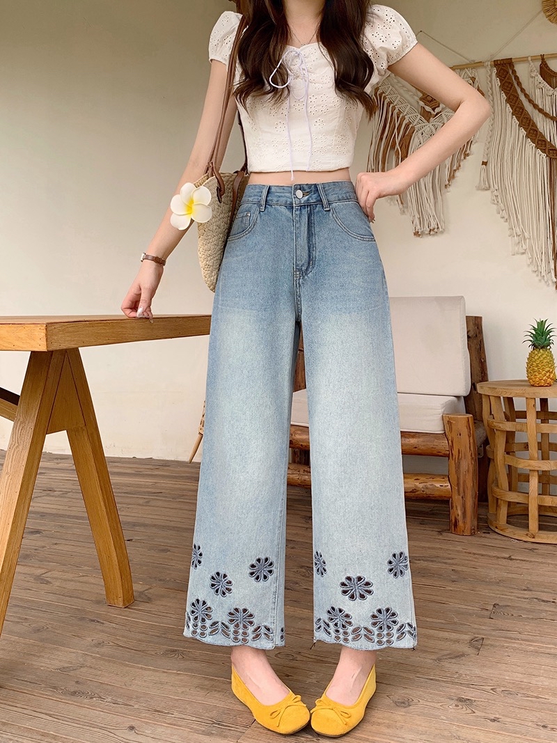 B385(30828) 韩版JEANS时尚下摆镂空花朵设计感蓝直筒长裤