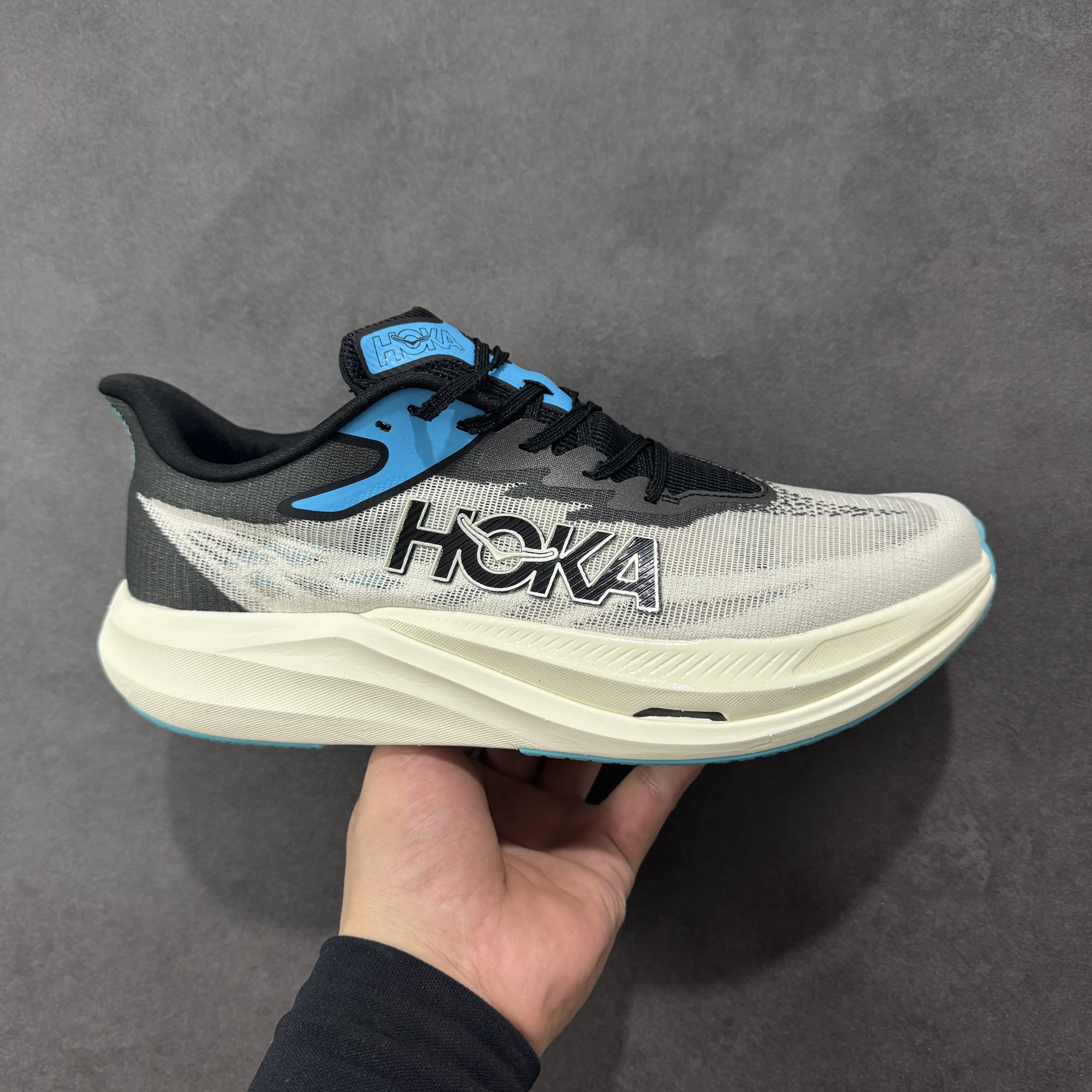 Hoka Rocket X 3