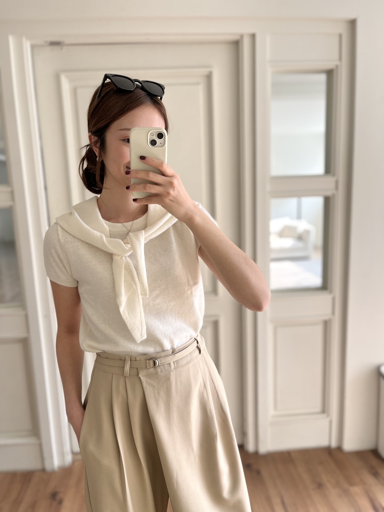 The Frenchie Top with Cape (Ivory)