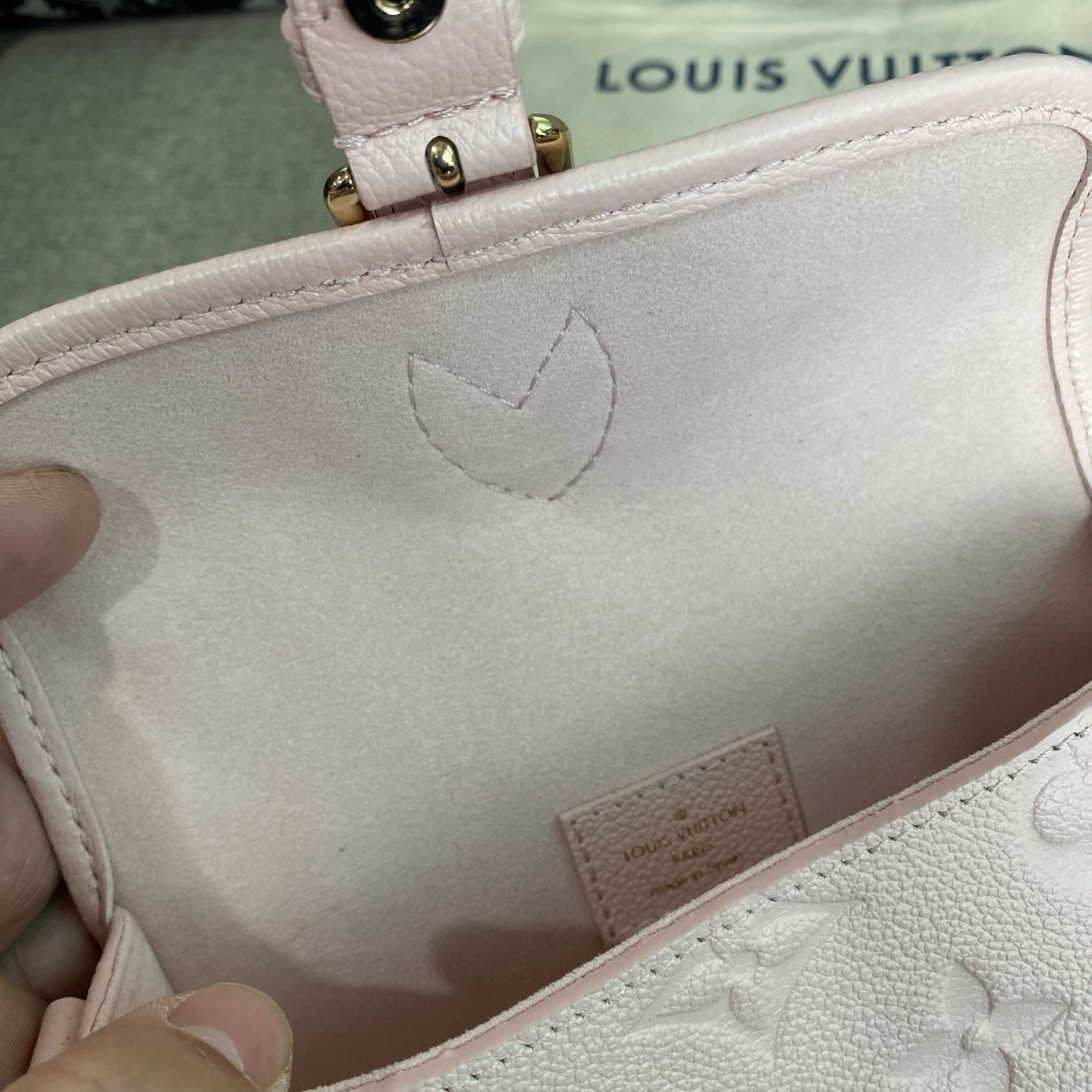 【預訂貨品】LV mini粉色法棍
