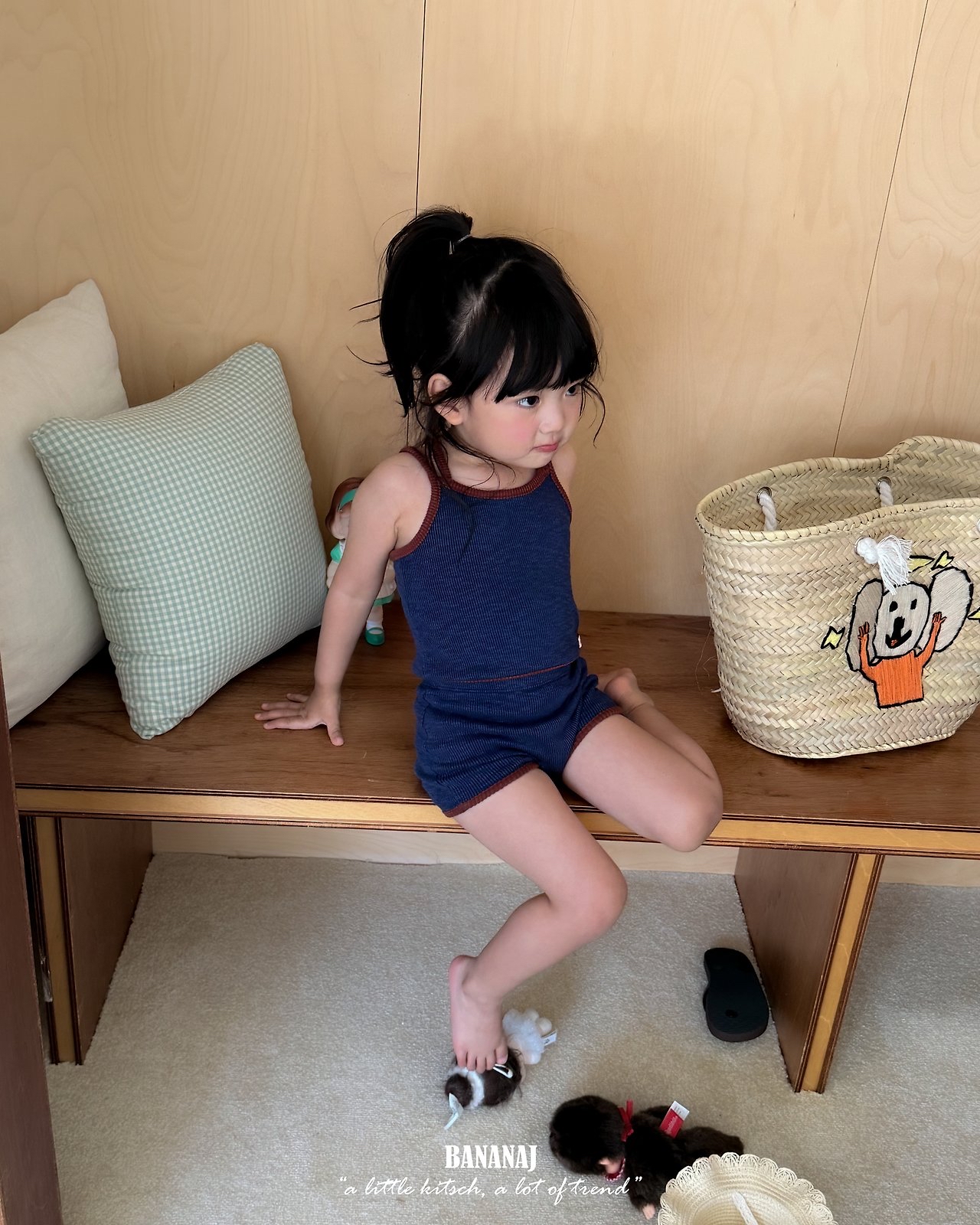 Bananaj | Sleeveless (Navy/Red L110-115)