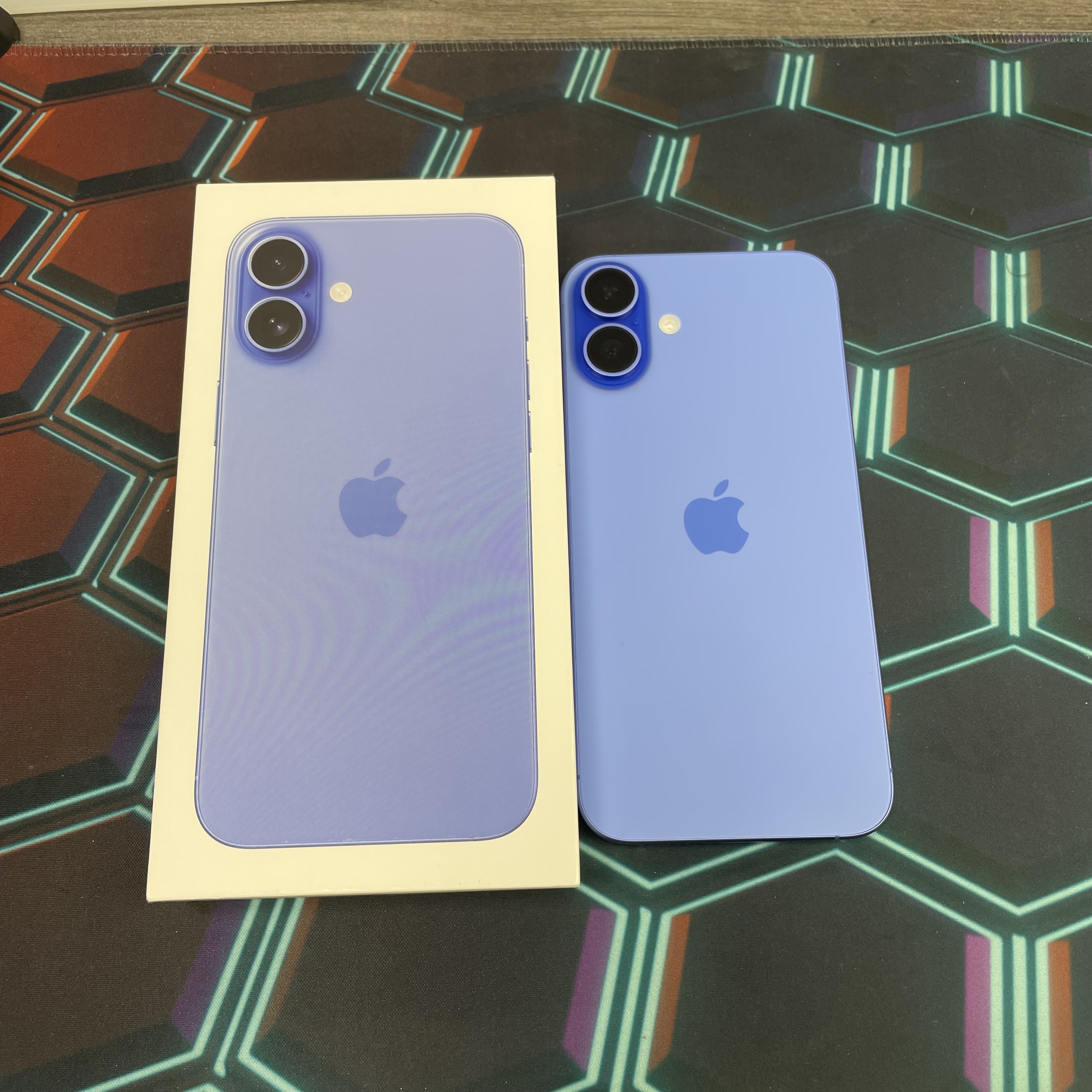 *7971 16 plus 完美機 128GB 電100 藍色 blue