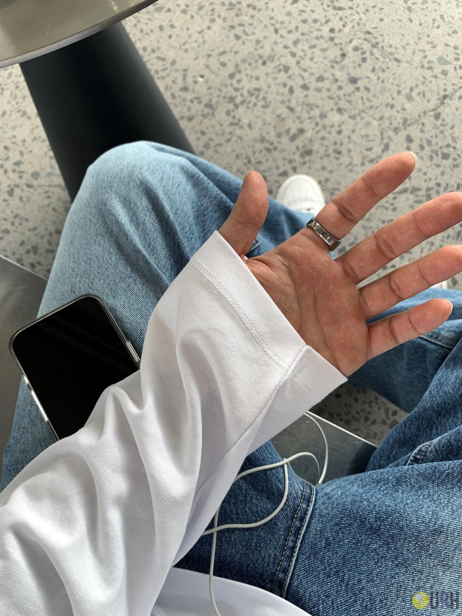 【100%保證韓國直送】高品質精梳棉修身比例半短版挺闊長袖 Tee 👕 [6 color] RL114861