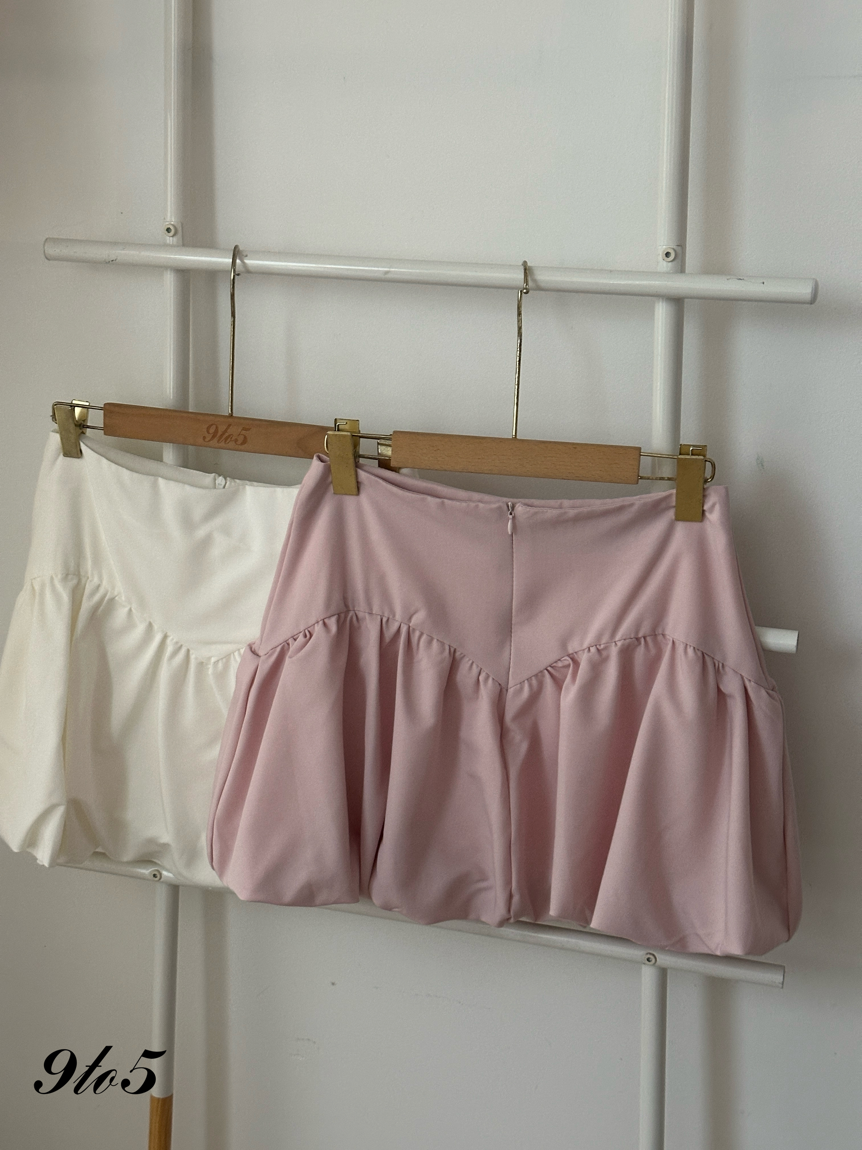 D2328 Sleeveless Tweed Matching Set - Cream & Pink