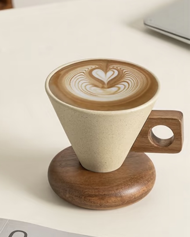 復古芝麻釉・甜筒實木咖啡杯碟組