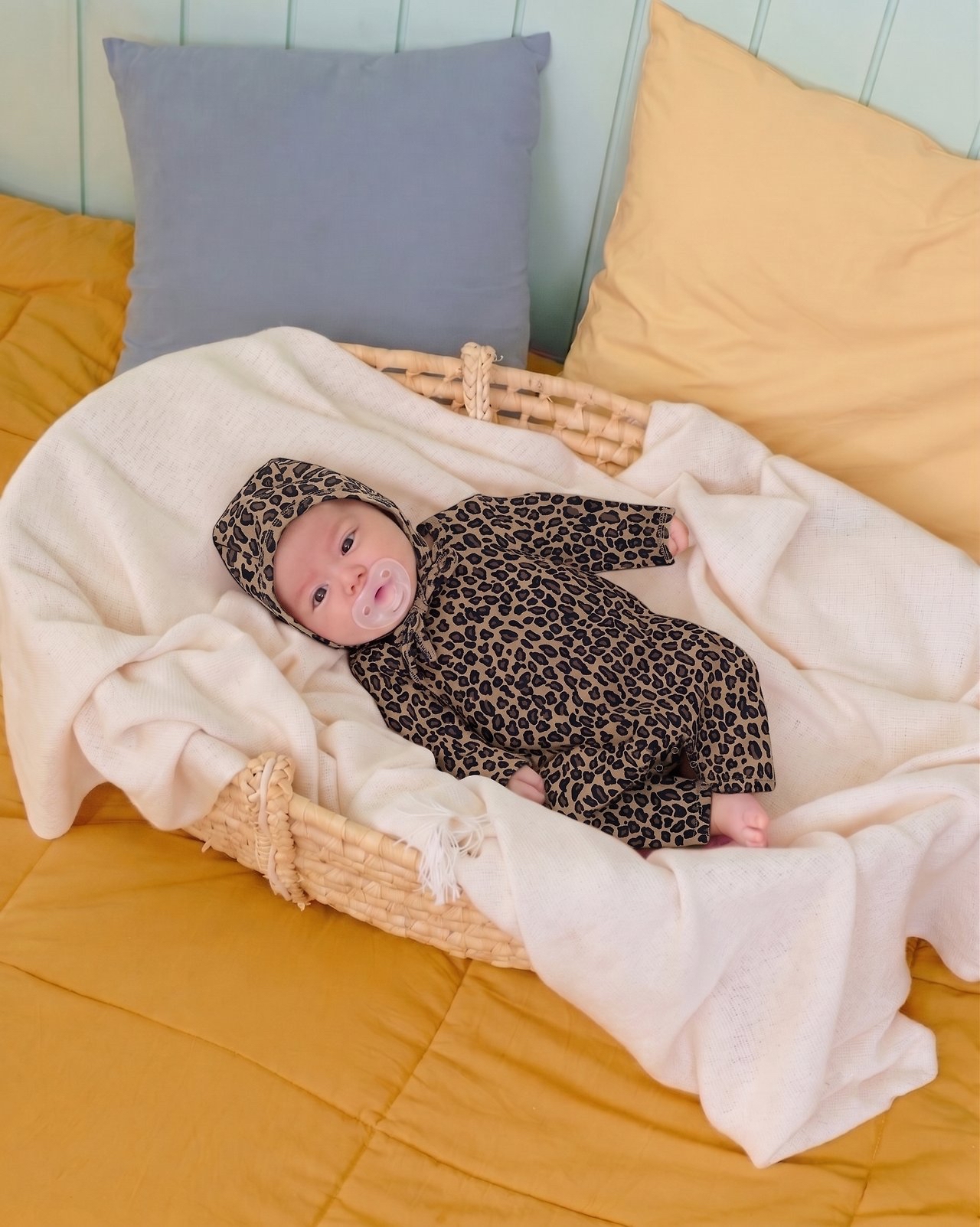 OOTT |  (bebe) Little Leopard Print Full-Body Suit + Bonnet Set
