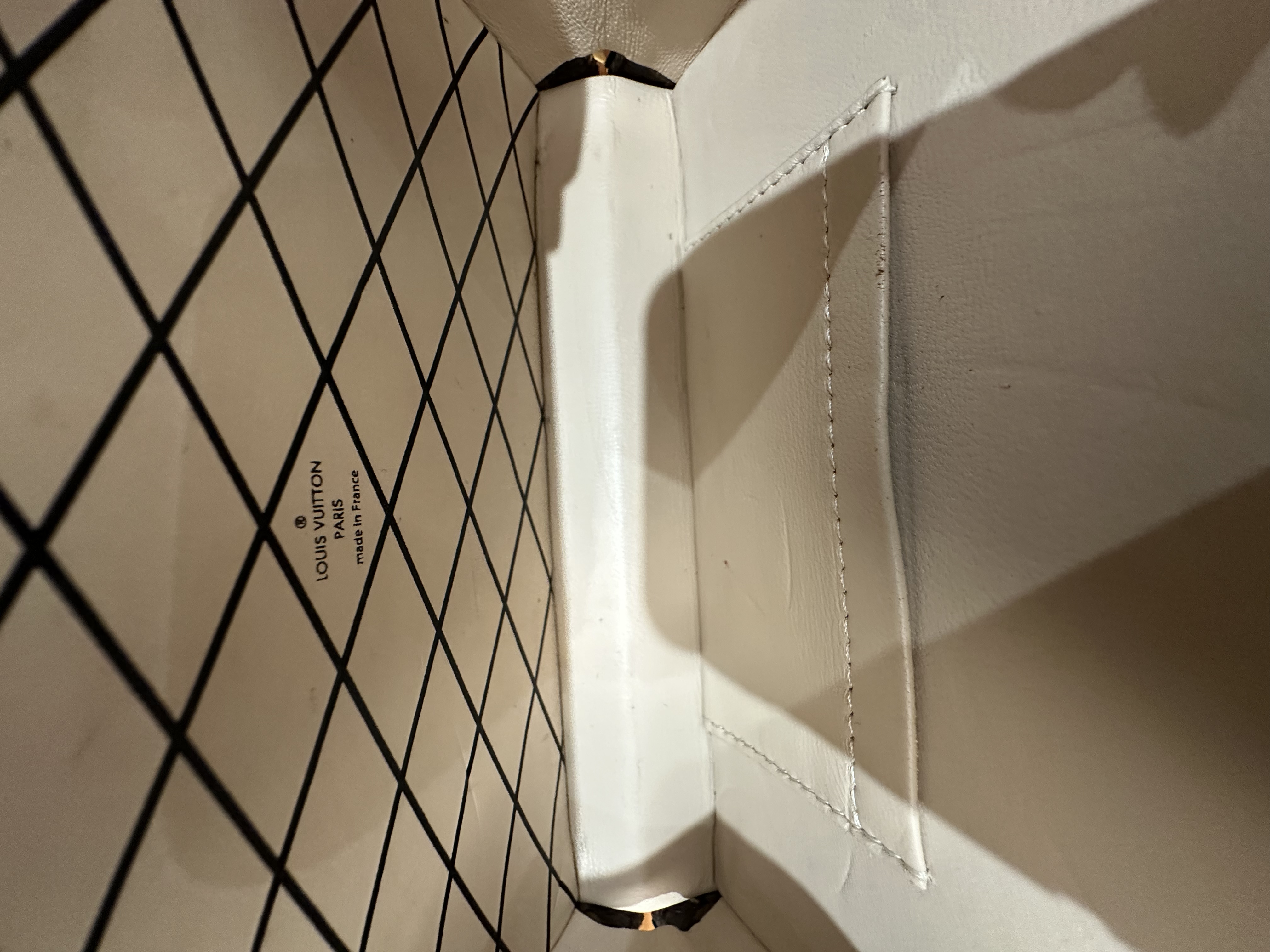 直播貨品 |  [1個-$100 2個-$300］HH34