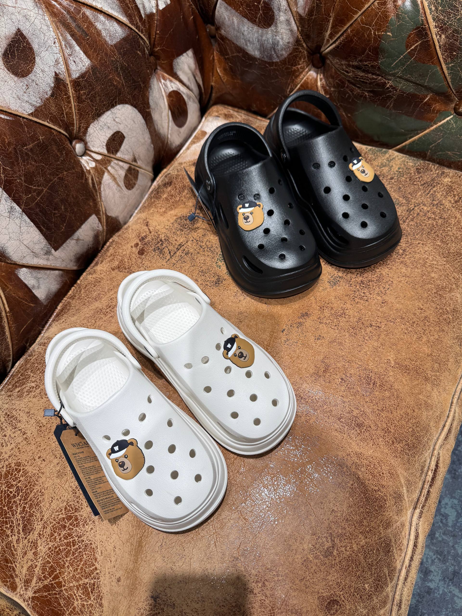 🇰🇷Whoau 洞洞鞋✨