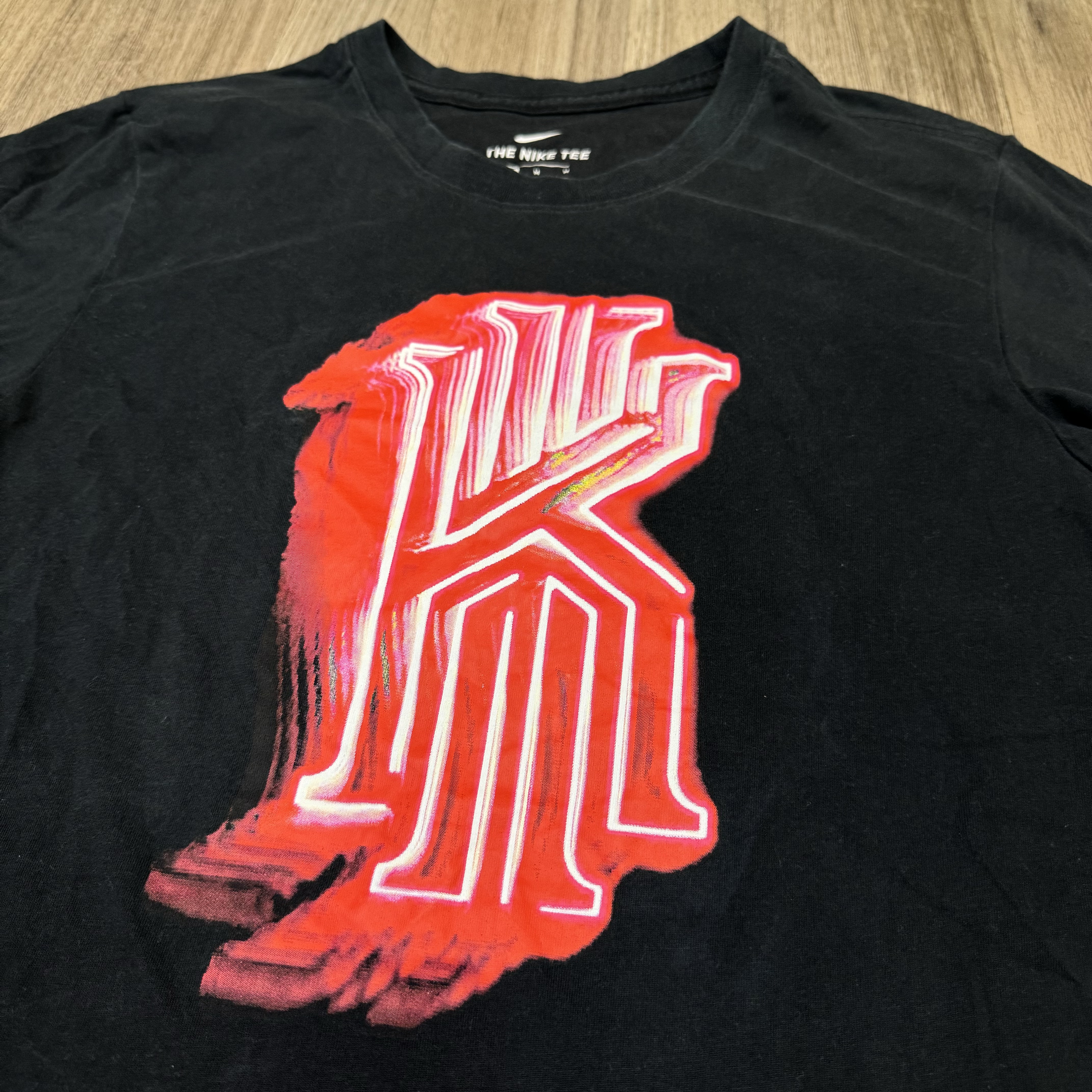 Kyrie Irving nike tee