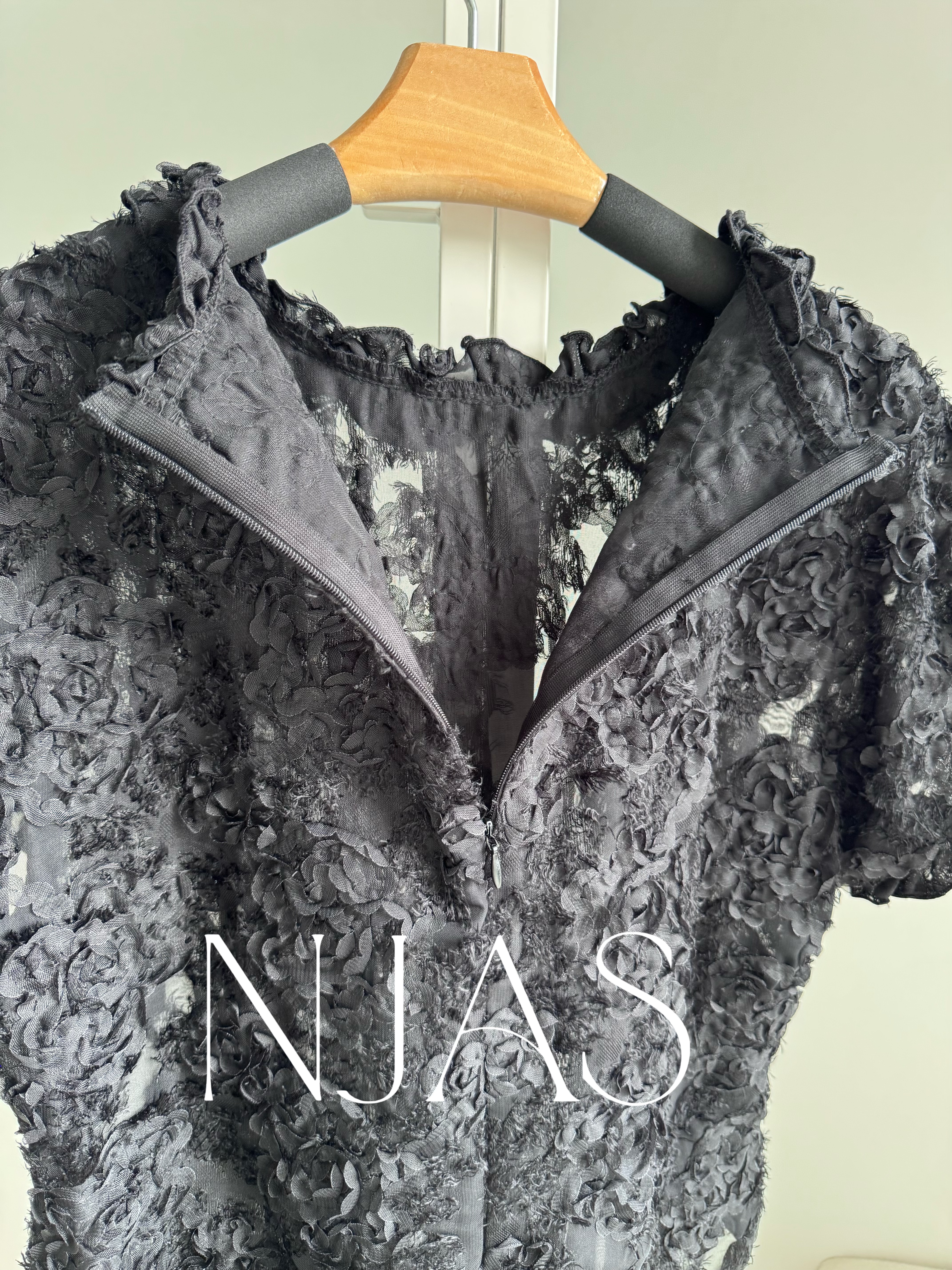 Feminine textured flower blouse