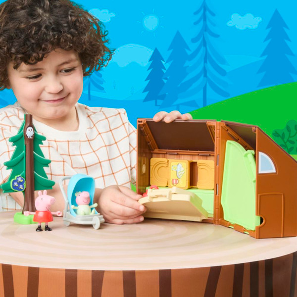 《粉紅豬小妹》旅行木屋冒險遊戲組（英文名稱：Peppa Pig Peppa's Travels: Cabin Adventure