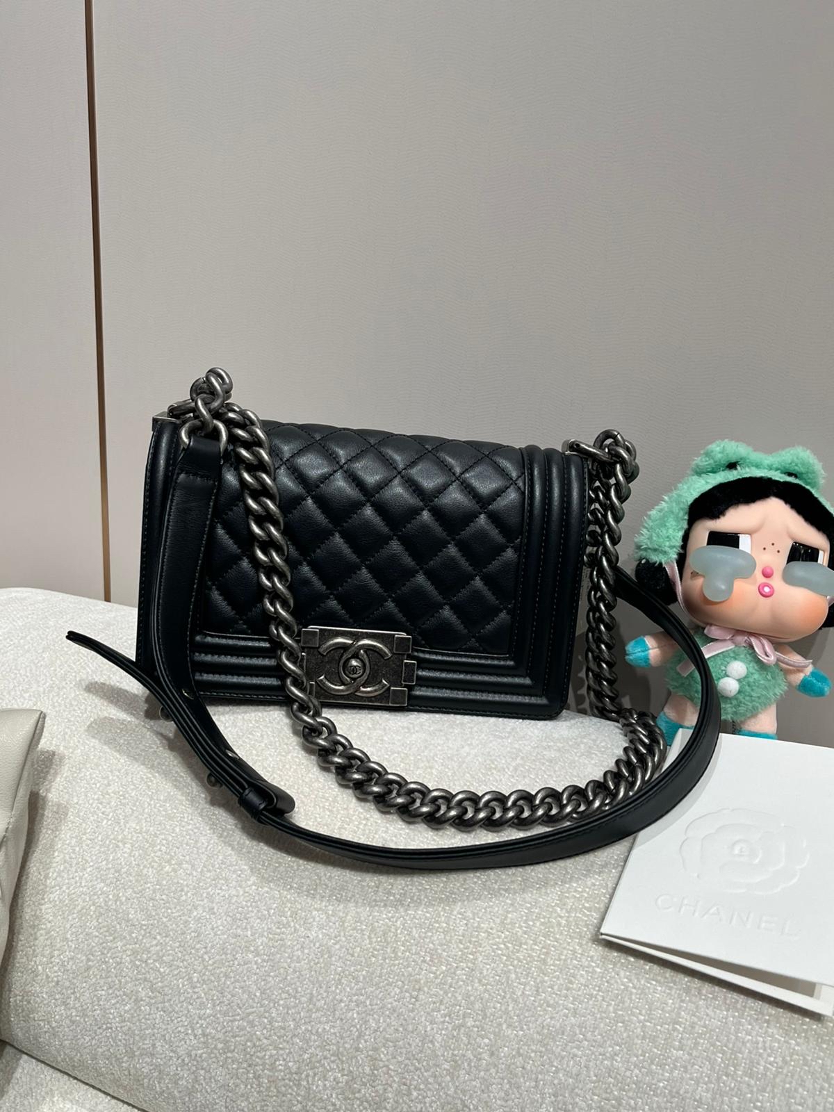 Chanel boy 20cm A67085 黑色牛皮 100%Authentic ,98%new ✅收據✅Card ✅dust bag ✅box