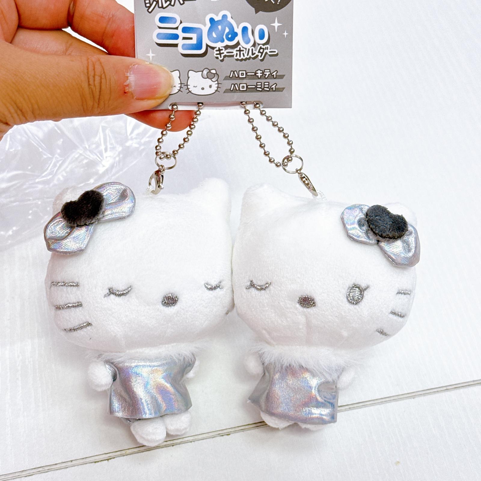 日本直送Sanrio kuromi kitty銀色系列磁石公仔