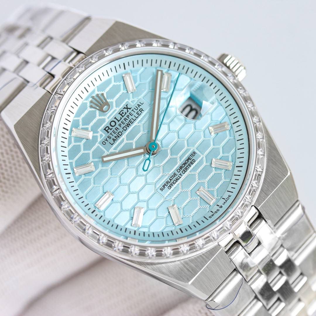 劳力士-陆使型，V2 赛车版 40mm，内置9015改一体7315机芯。 