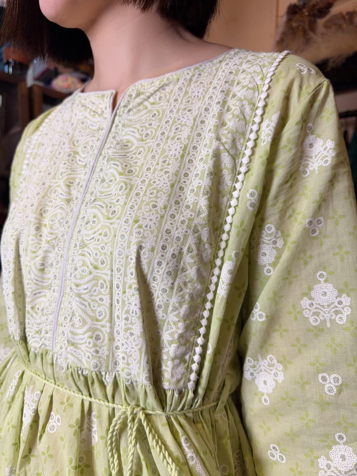 1615 Apple Green Sliver Pattarn Shorten OP