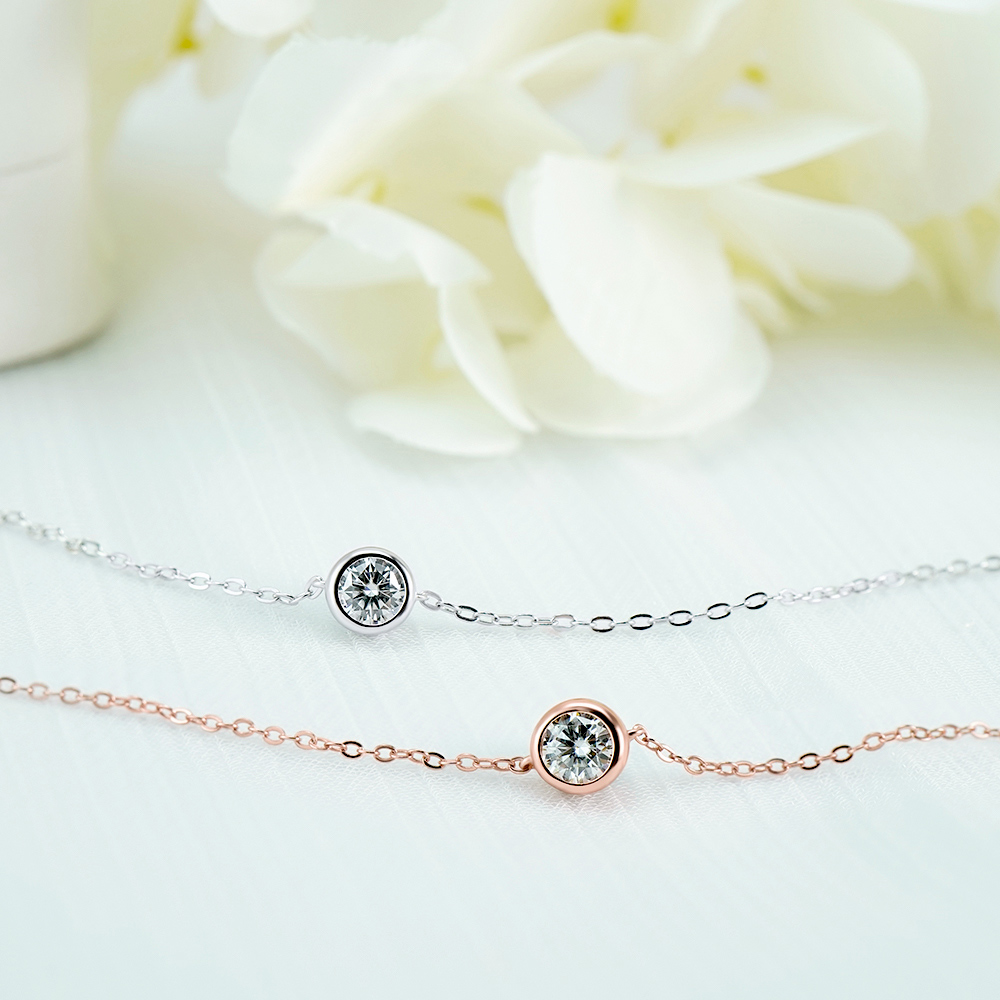 📦訂購 台灣限定 STORY 故事銀飾 簡愛單鑽莫桑石純銀手鏈