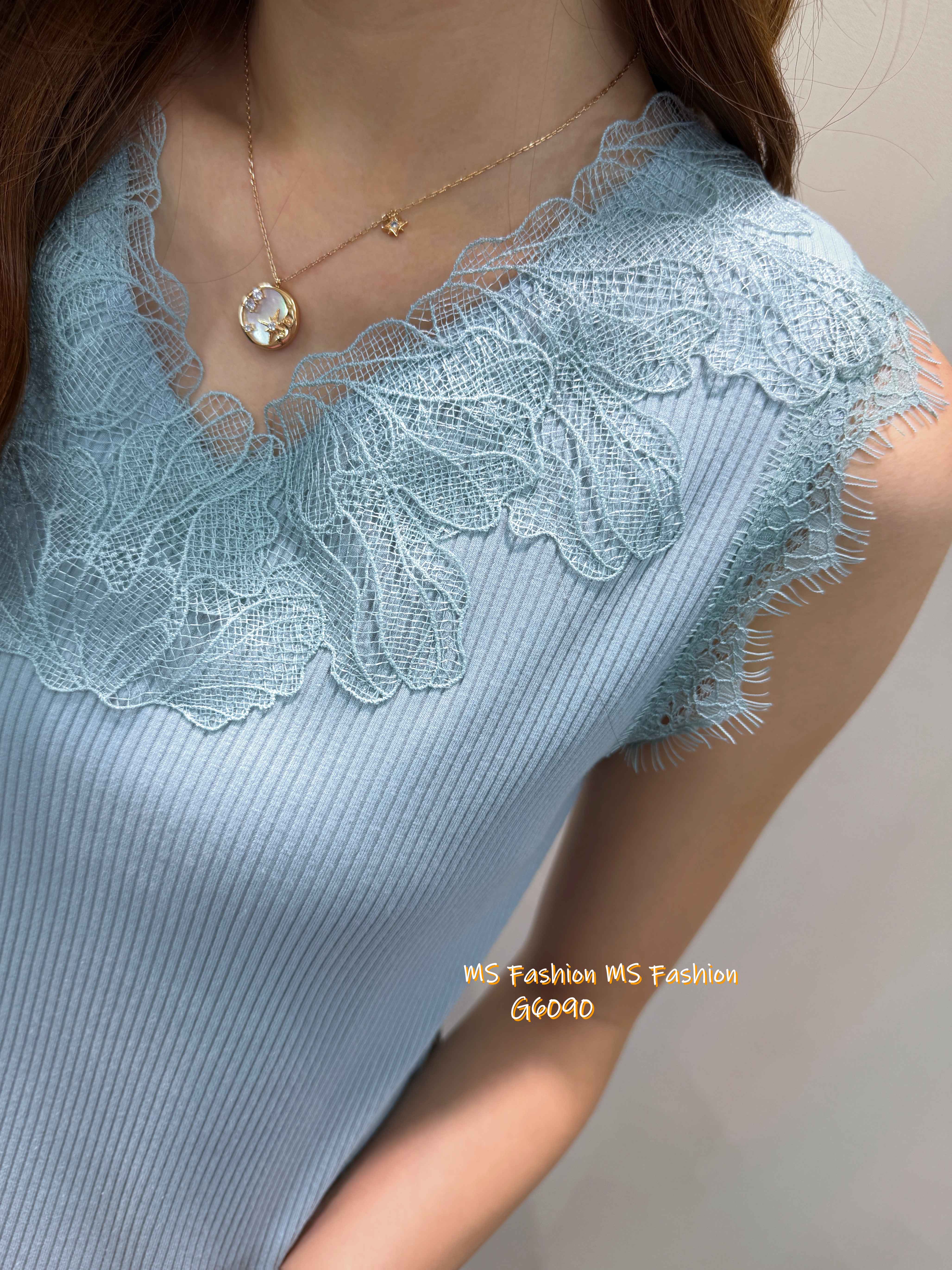 G6090 韓國🇰🇷V領lace背心