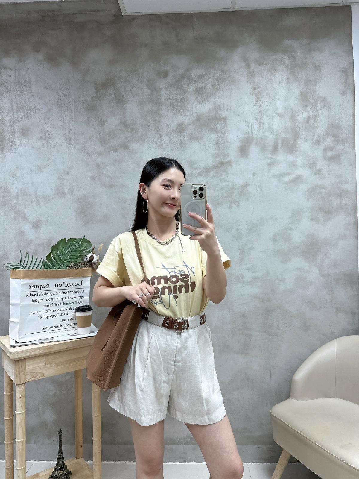 P12 彩色英文字Print Tee