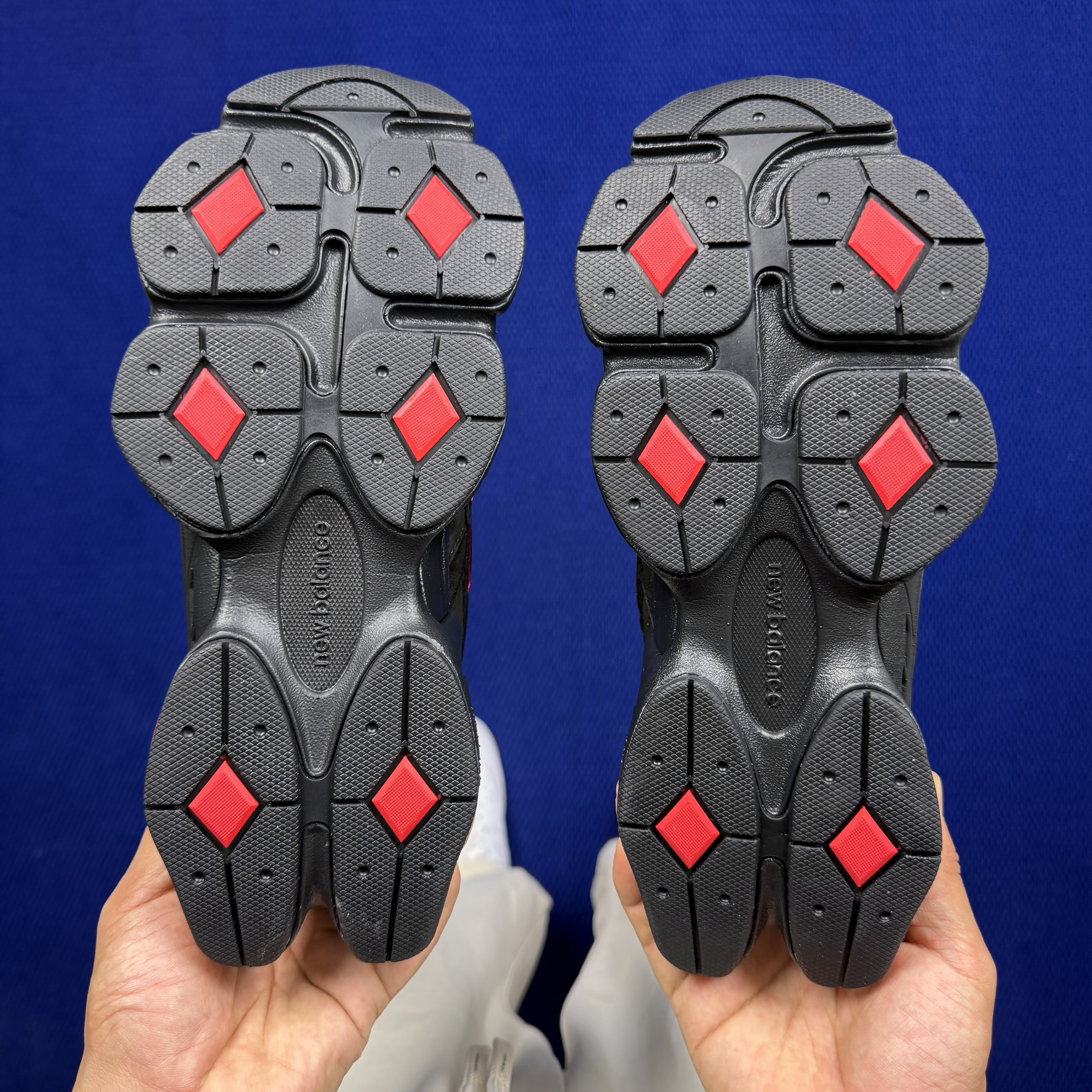 New Balance 9060 U9060JR