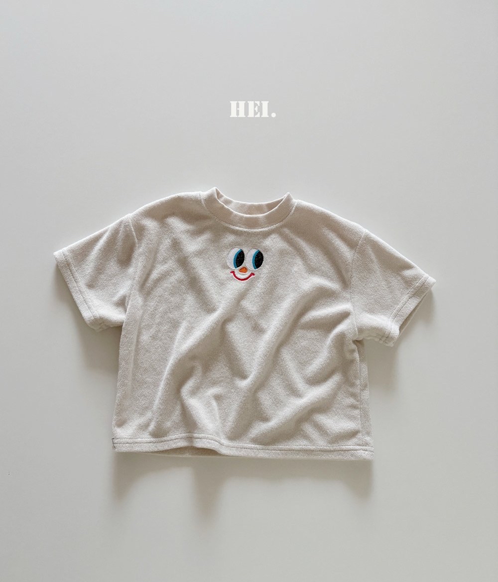 Hei | Peek-a-Boo T-Shirt