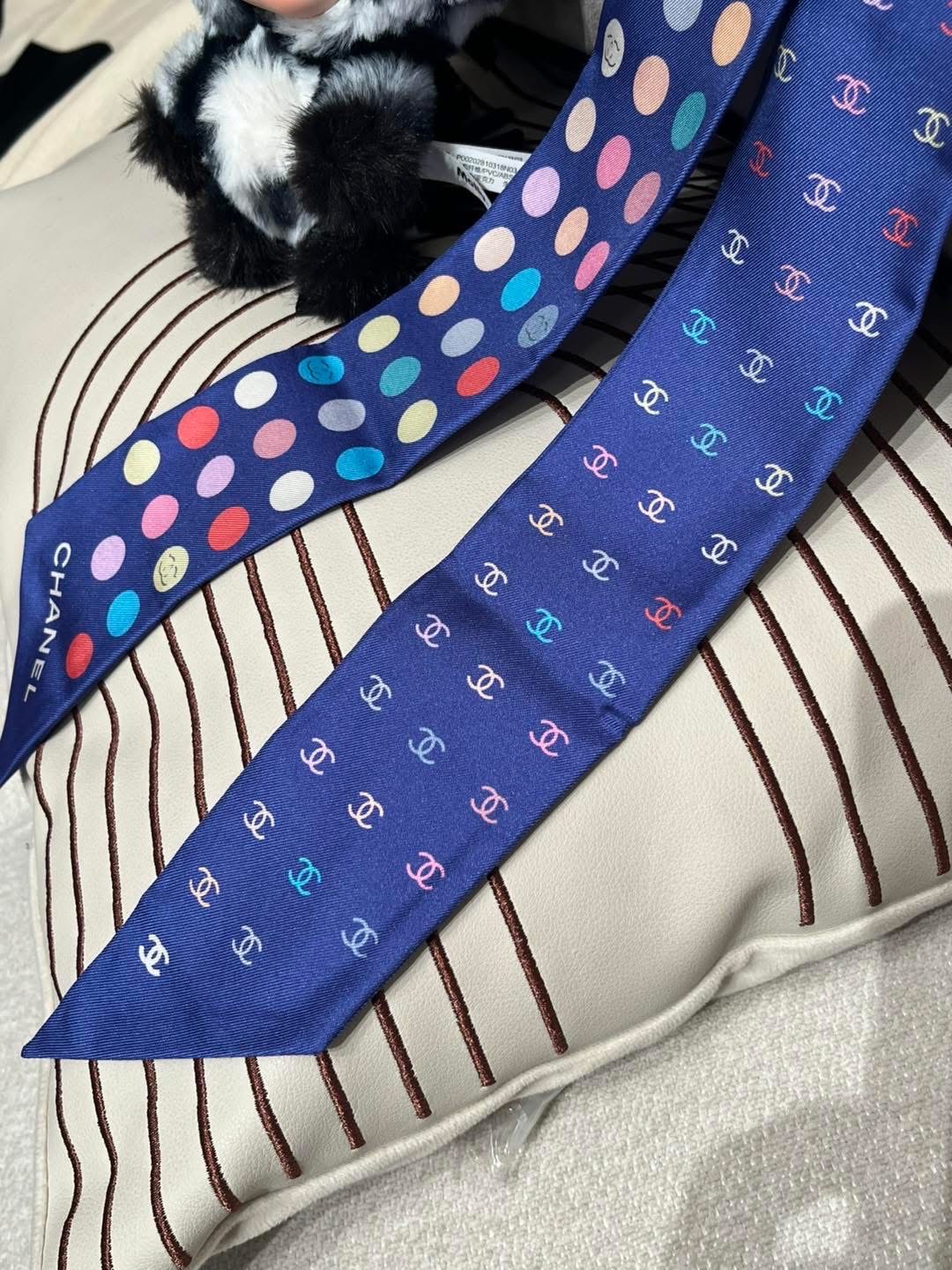 未使用品 Chanel twilly silk  ,100%Authentic ,unused ✅box 