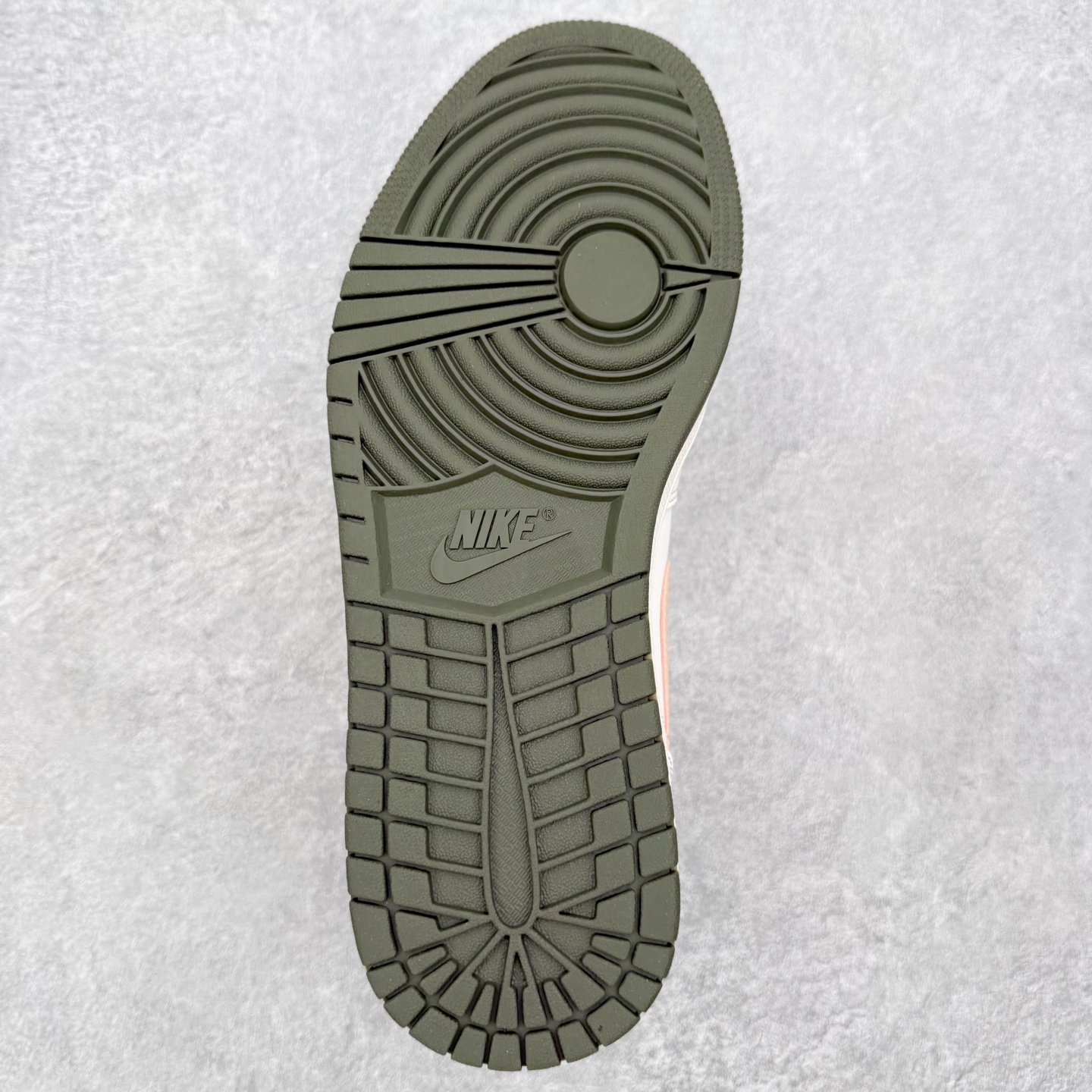 Air Jordan 1 Low DC0774-111 