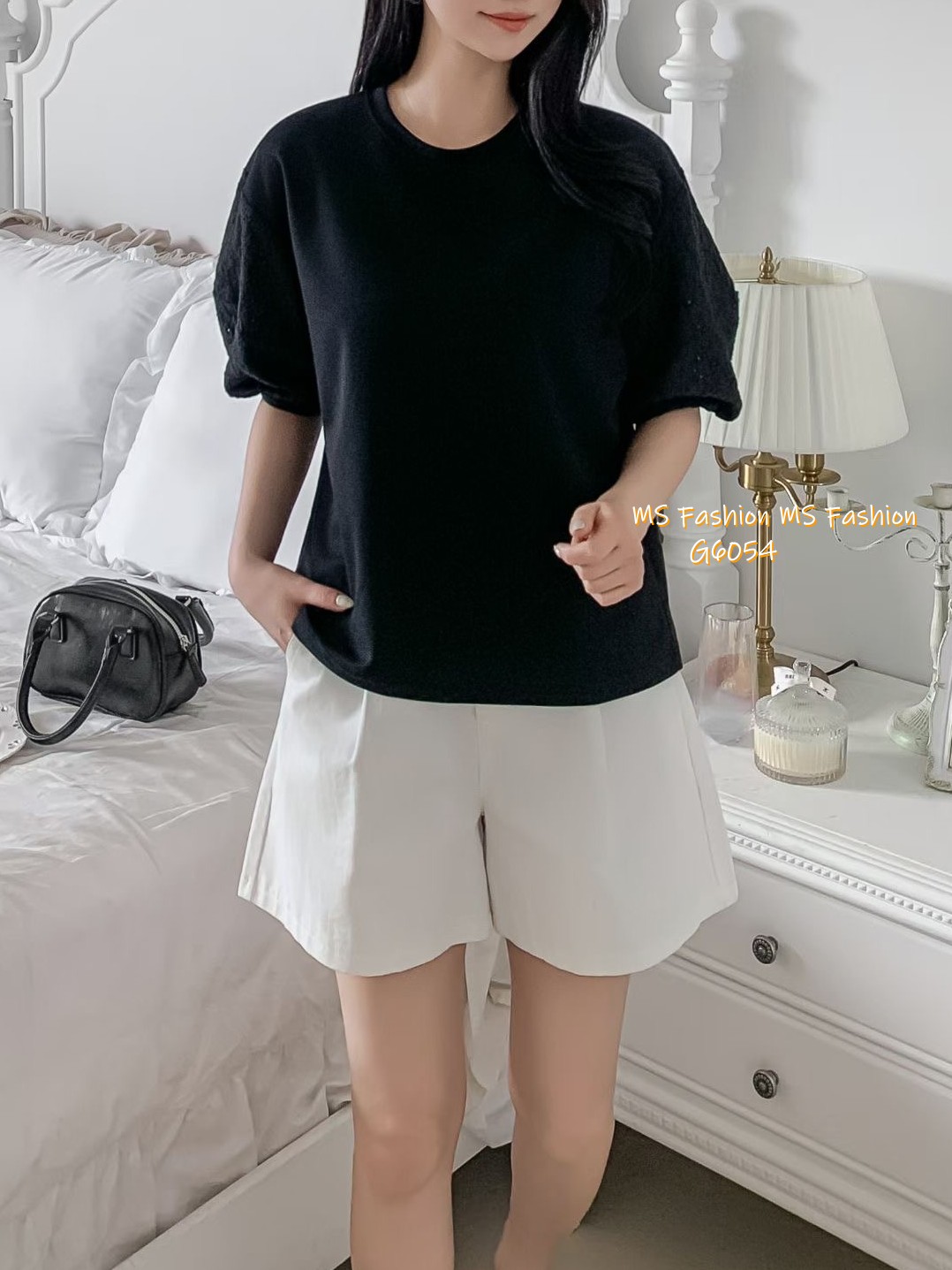 G6054 韓國🇰🇷通花泡泡袖top