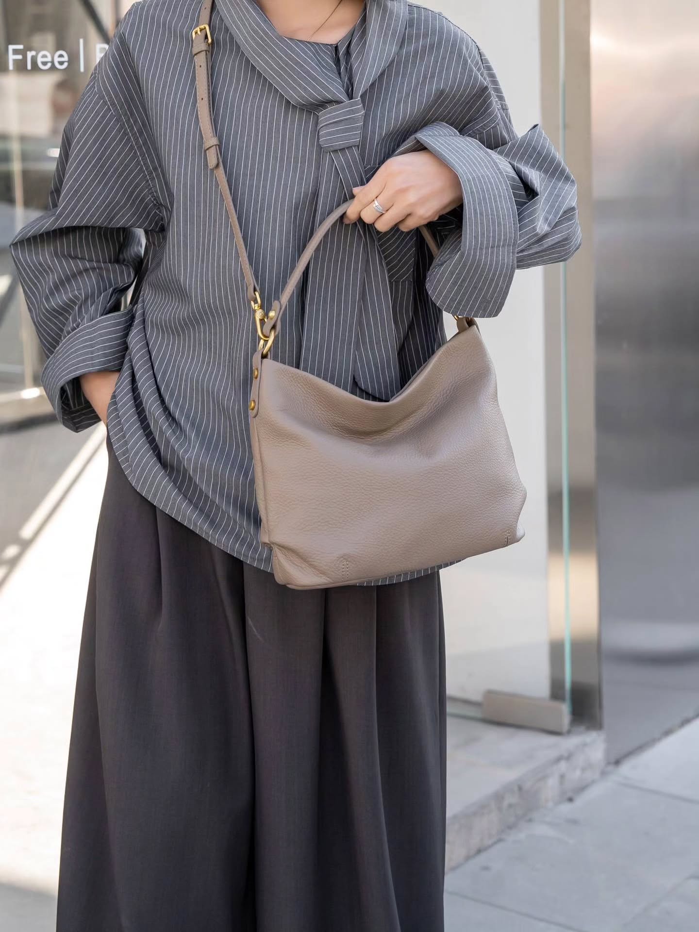 7003# 垂感水桶包腋下包🇨🇳