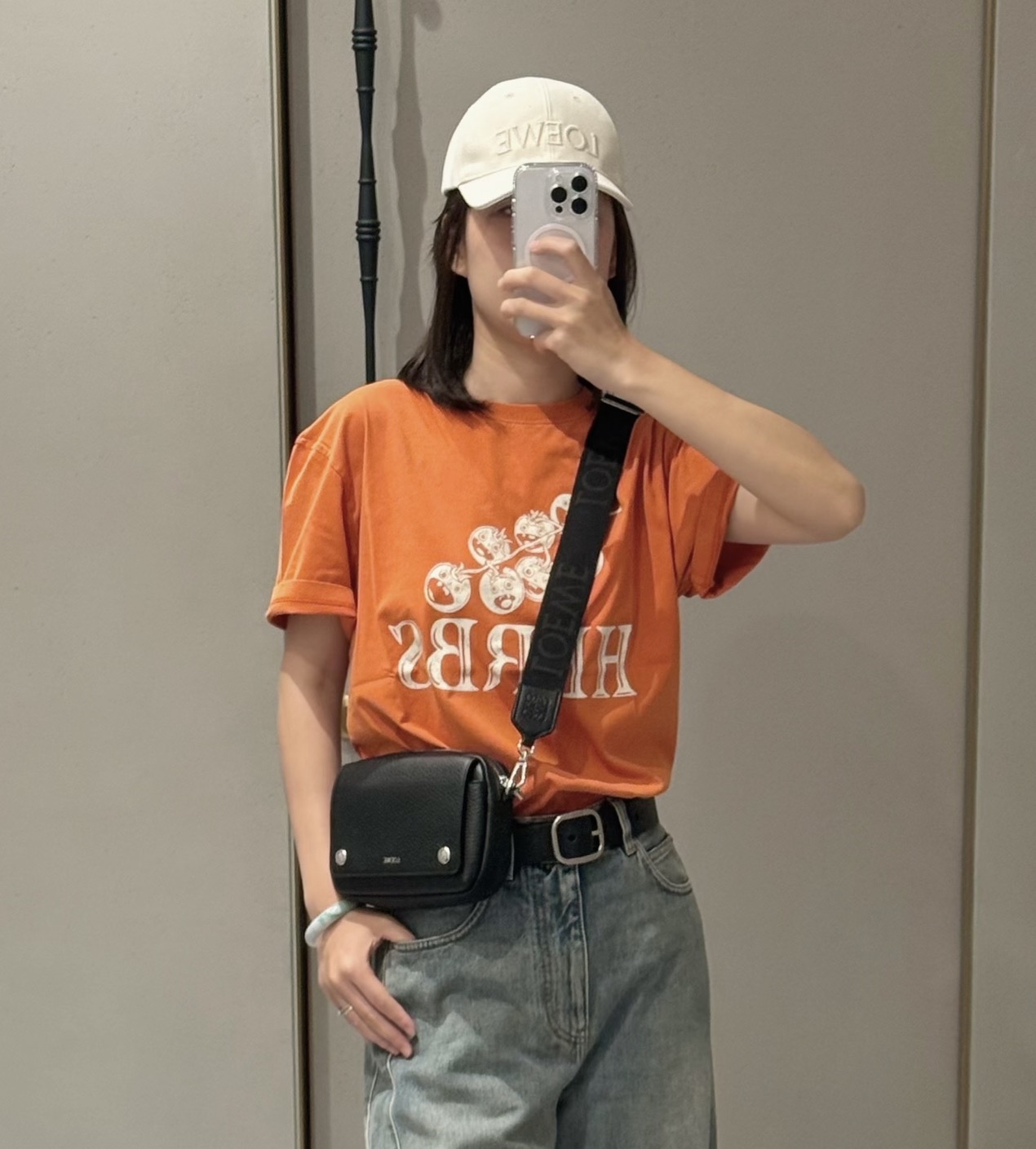 訂貨 ✨ Loewe 黑色皮款 Small Pebble Messenger Bag 男女可用 Size 20x12.5x6cm