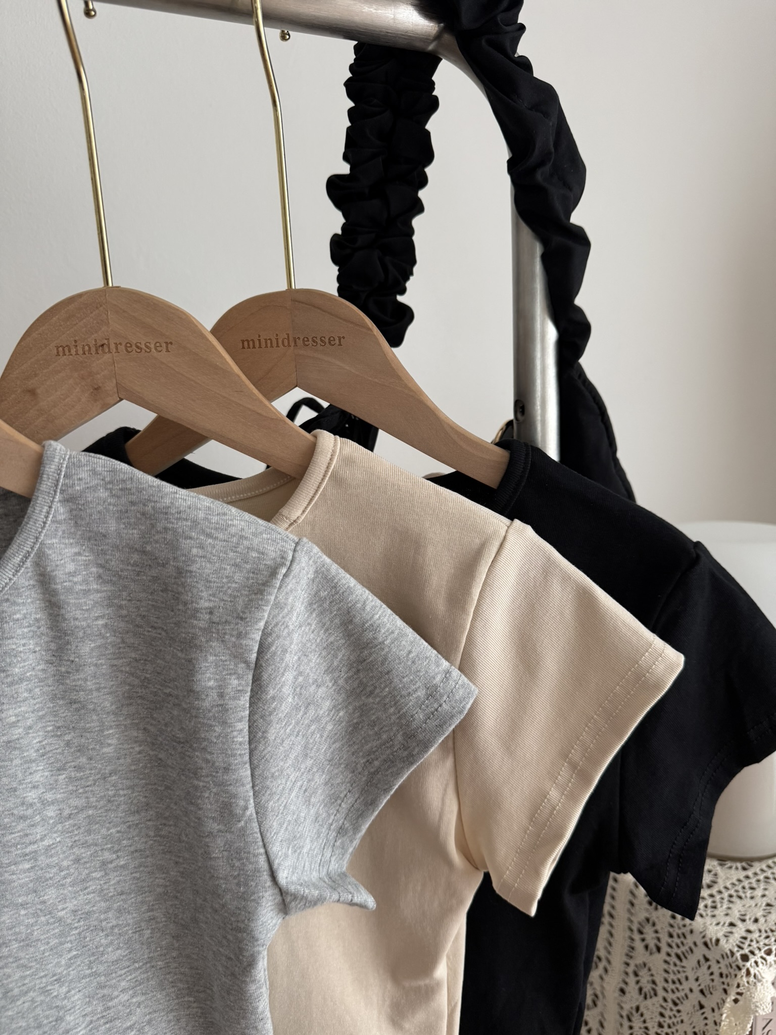 Kyle Cropped Top | Black